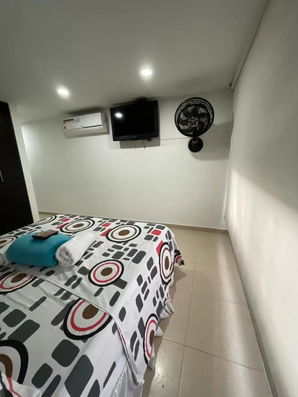 Bedroom, Bed in Lindos apartaestudios y habitaciones en Ibague