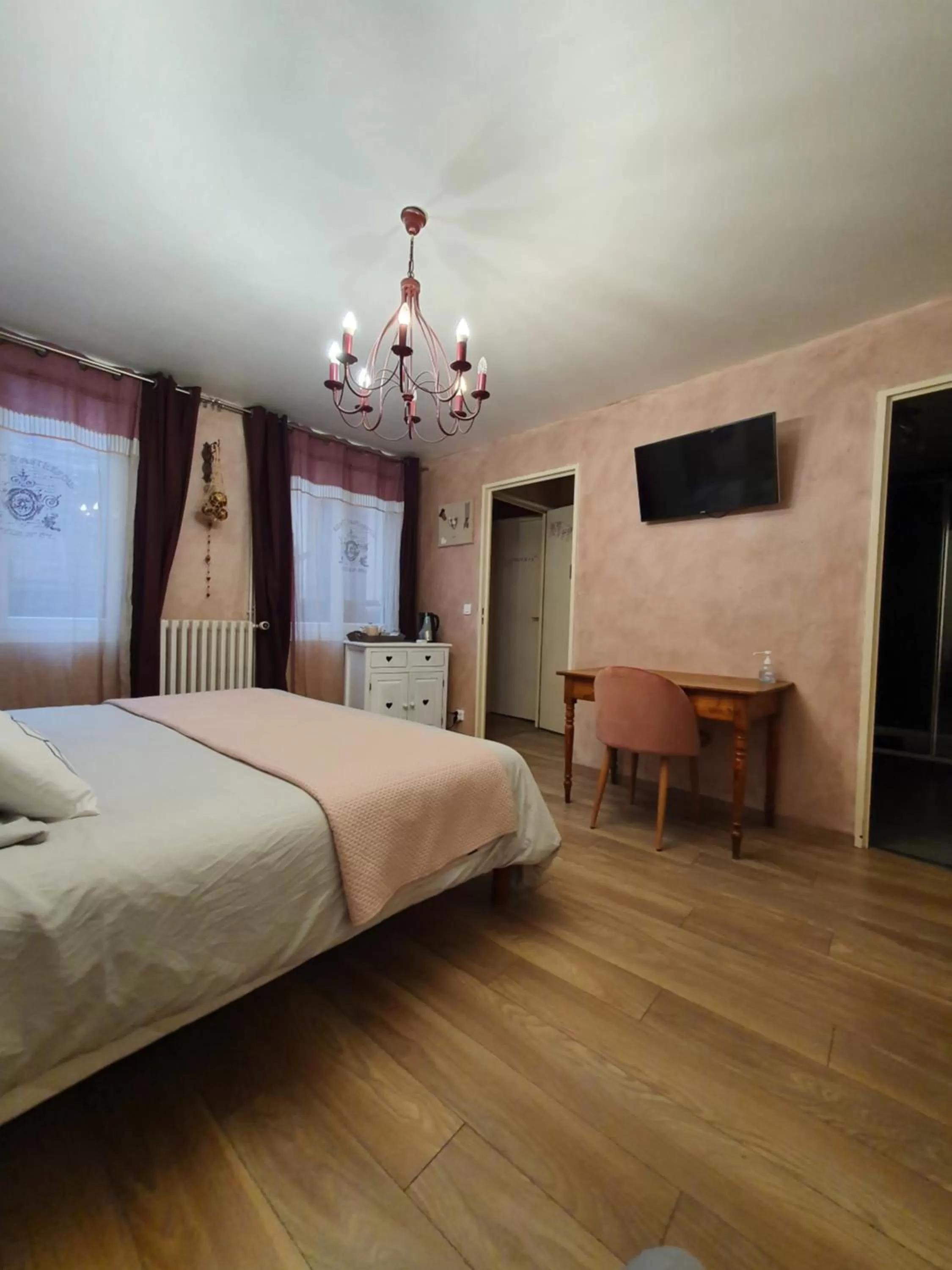 Bed in Le Patio de Luchon