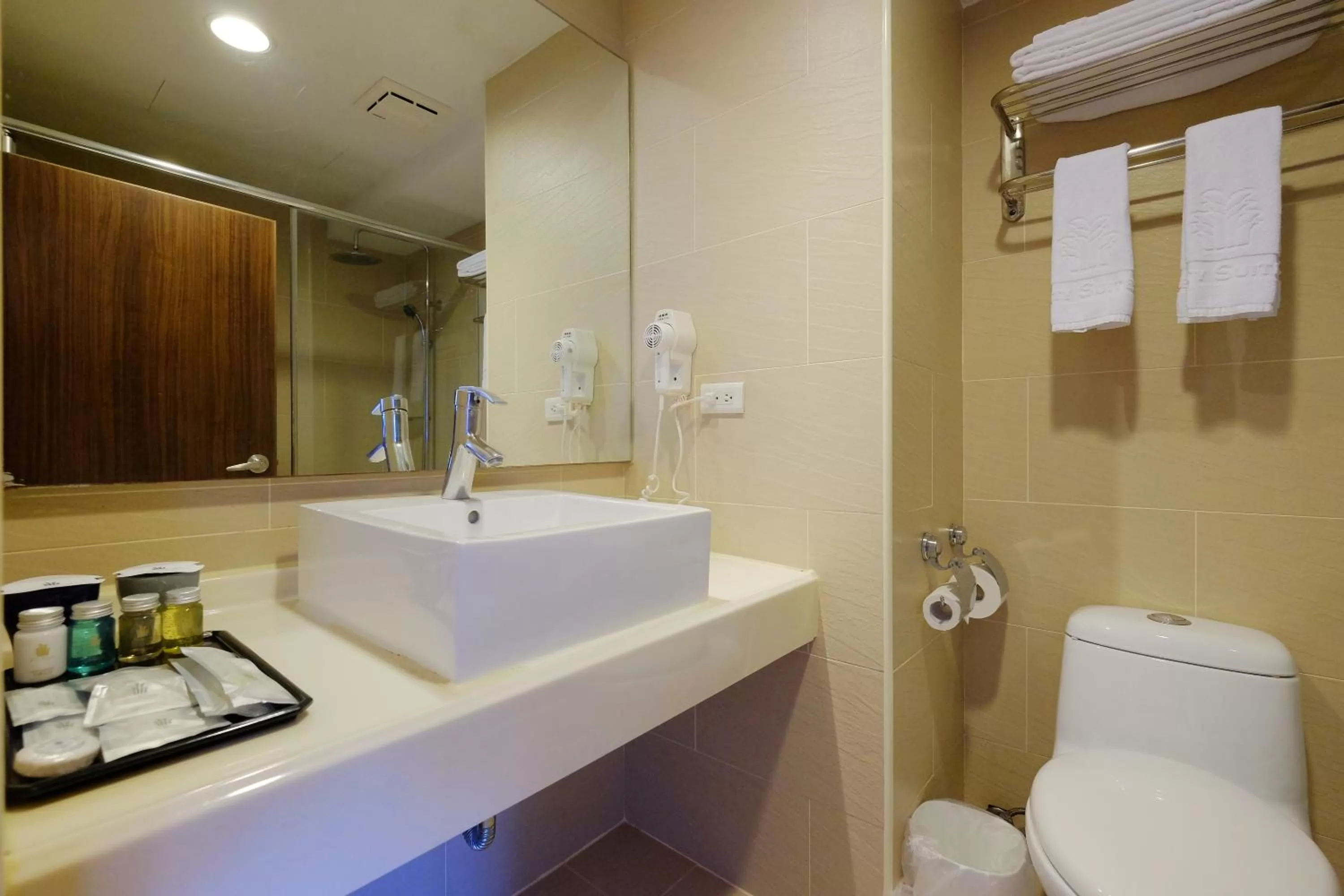 Toilet in City Suites - Taoyuan Gateway