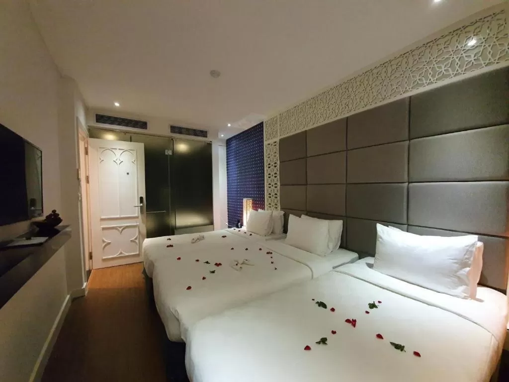 Bedroom, Bed in Victor Metropolis Hanoi Hotel & Rooftop Bar