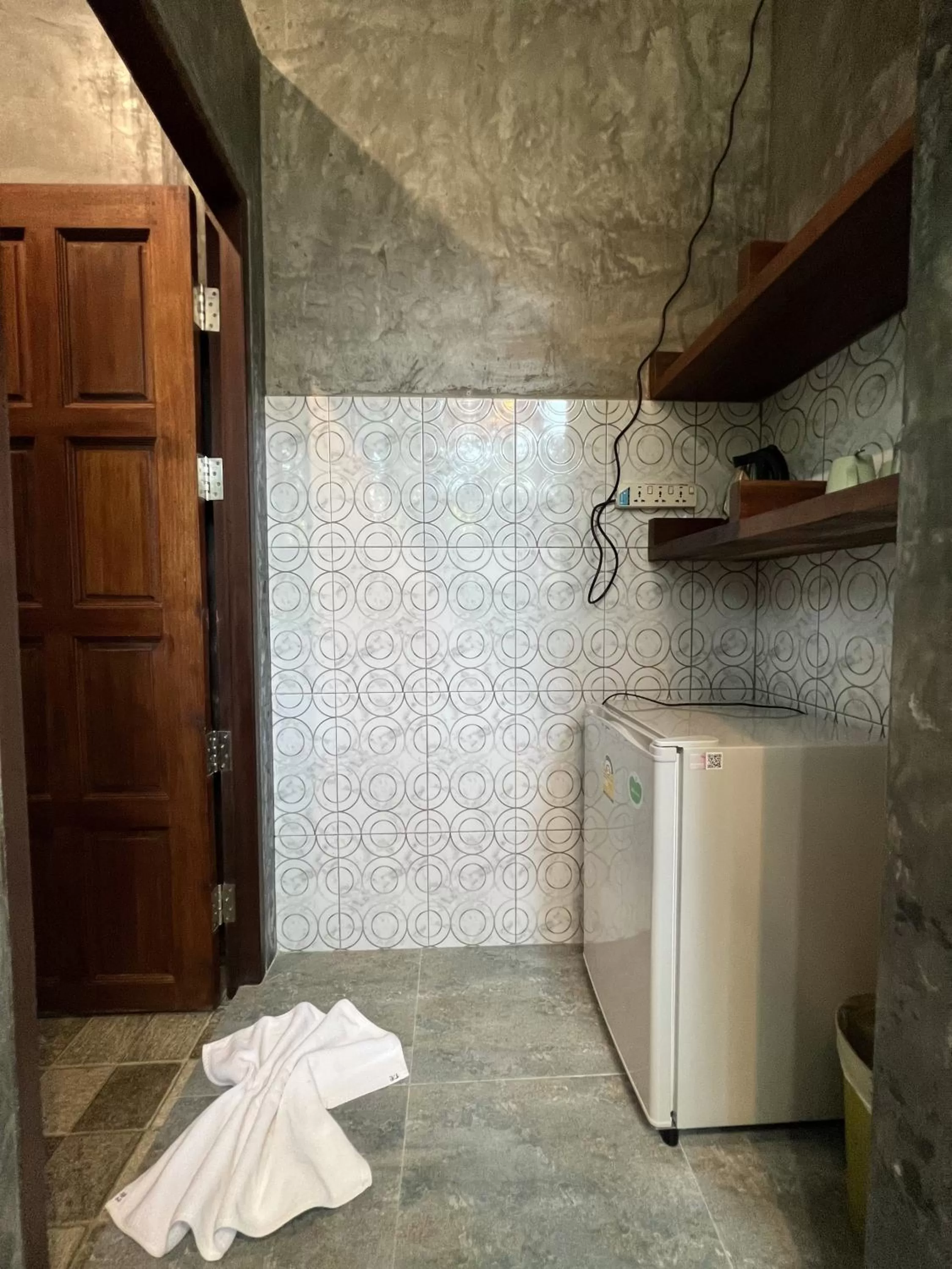 Communal kitchen in Aonang Third Place Hometel