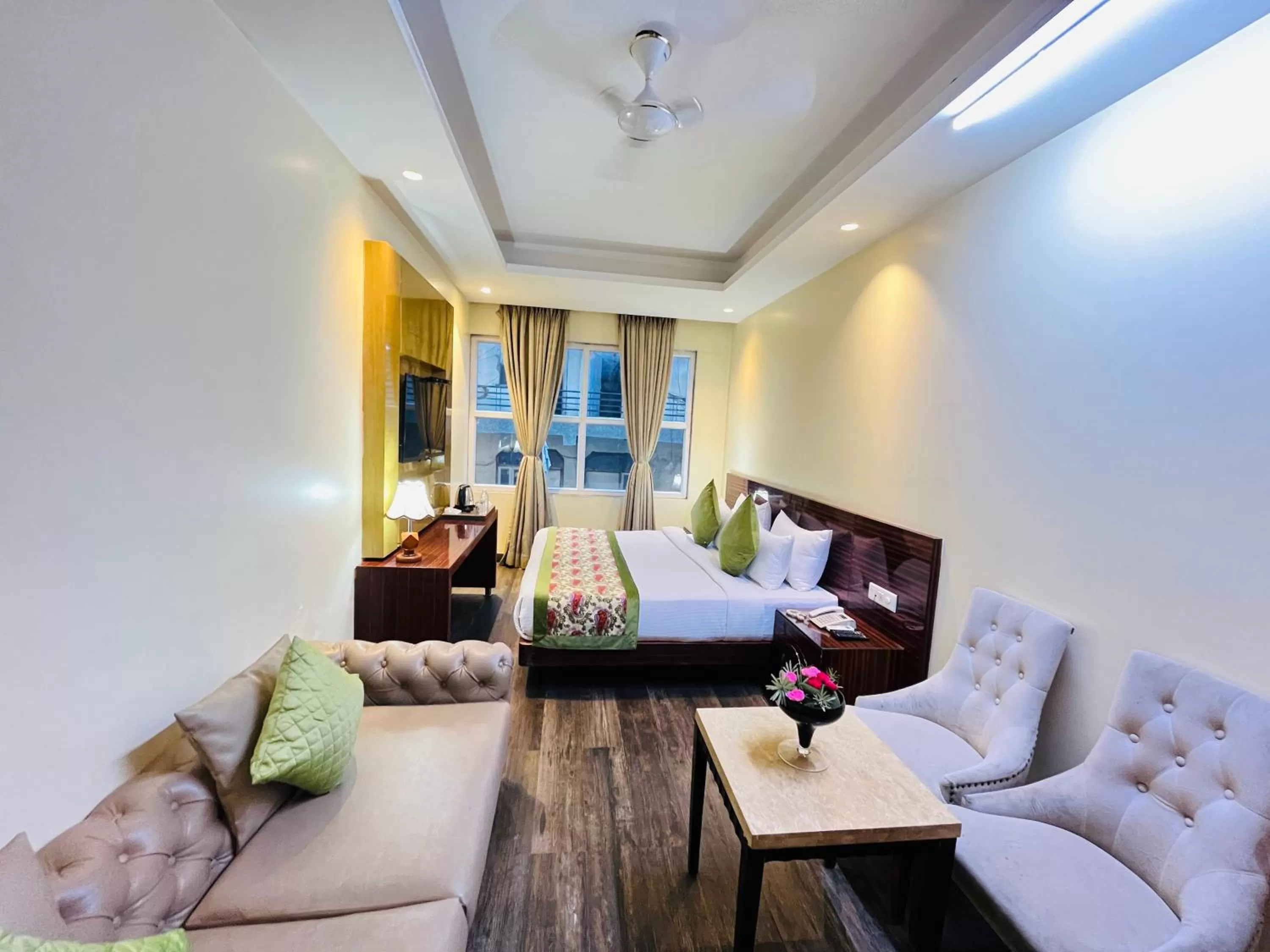 Seating area in Hotel Banz near Delhi Airport