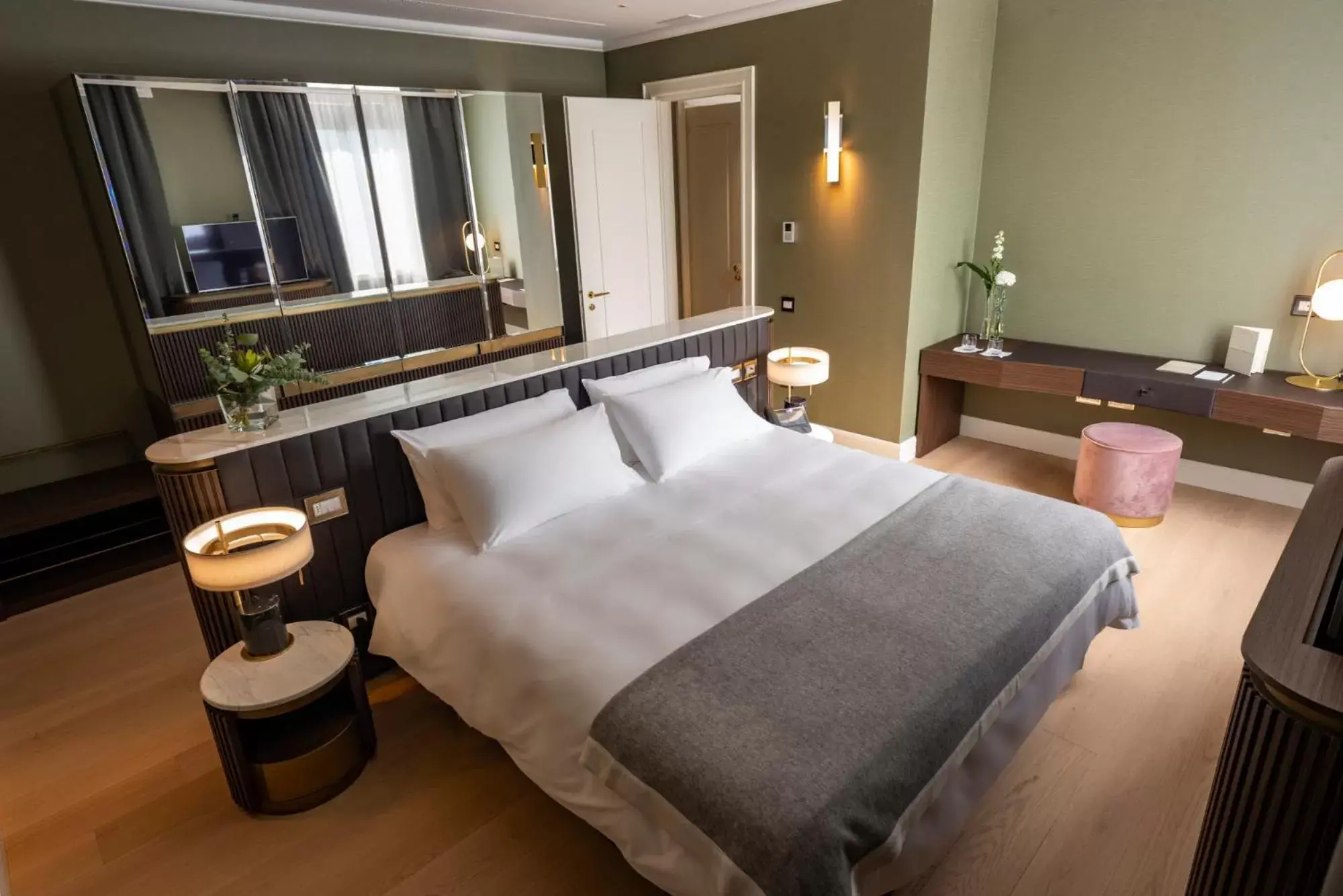 Suite with Terrace and Jacuzzi in Grand Hotel Castrocaro Longlife Formula Suite with Terrace and Jacuzzi in Grand Hotel Castrocaro Longlife Formula