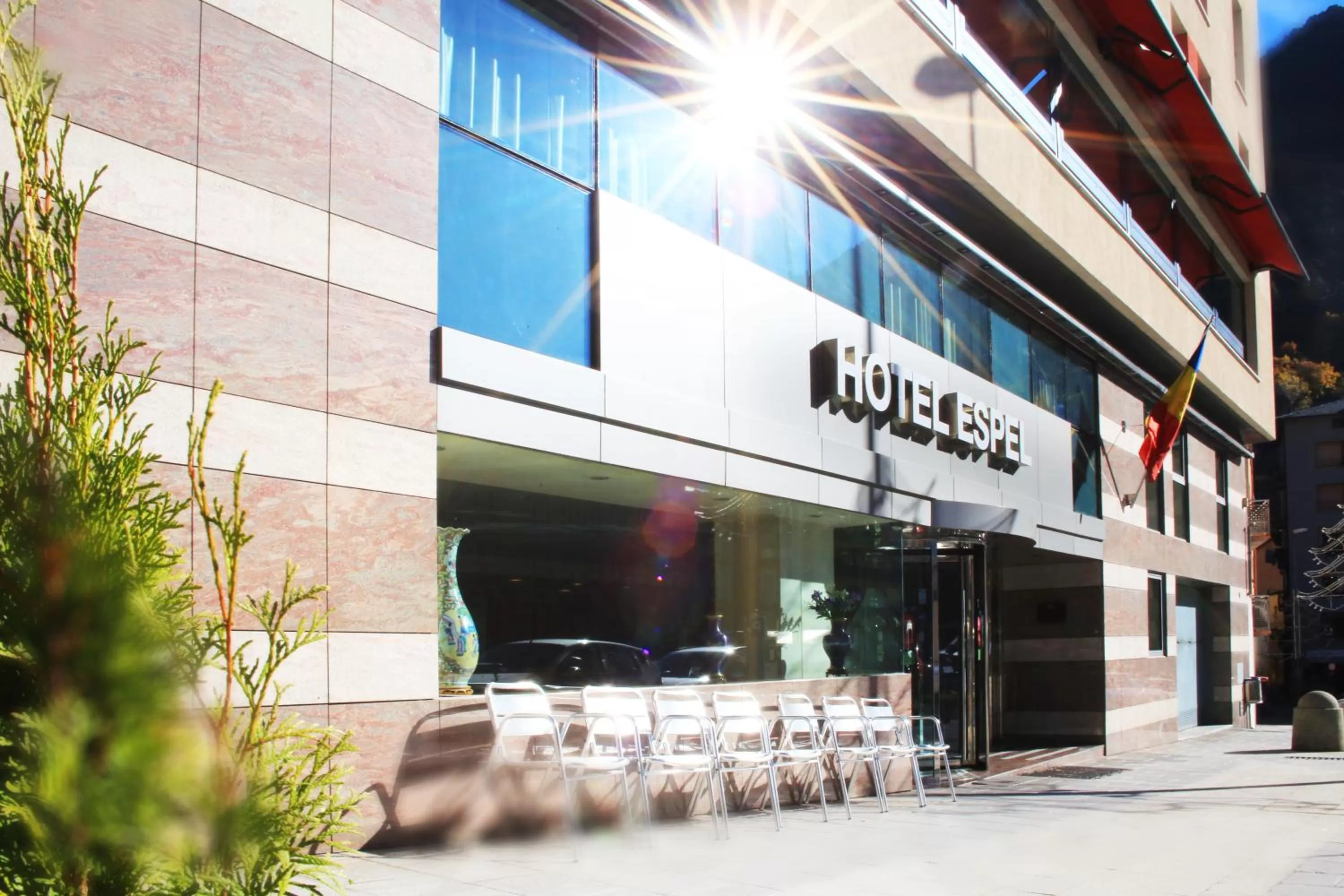 Facade/entrance in Espel