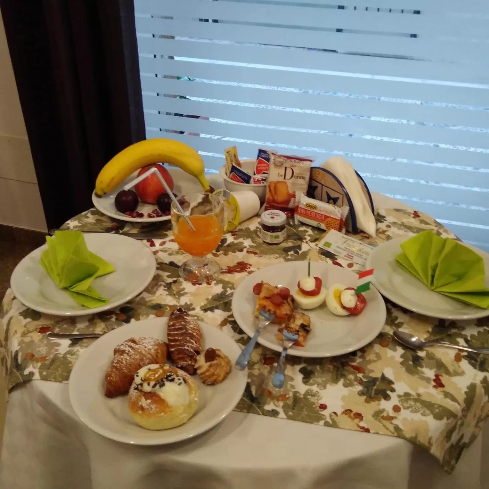 Continental breakfast in Garibaldi Relais