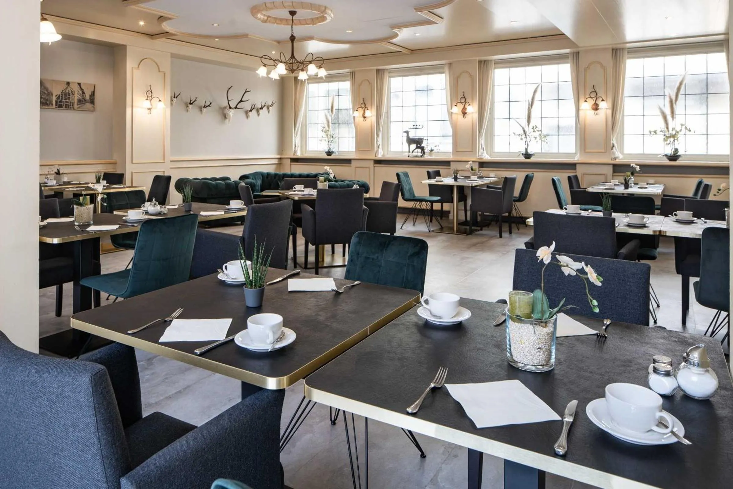 Restaurant/places to eat in Flair Hotel Vier Jahreszeiten