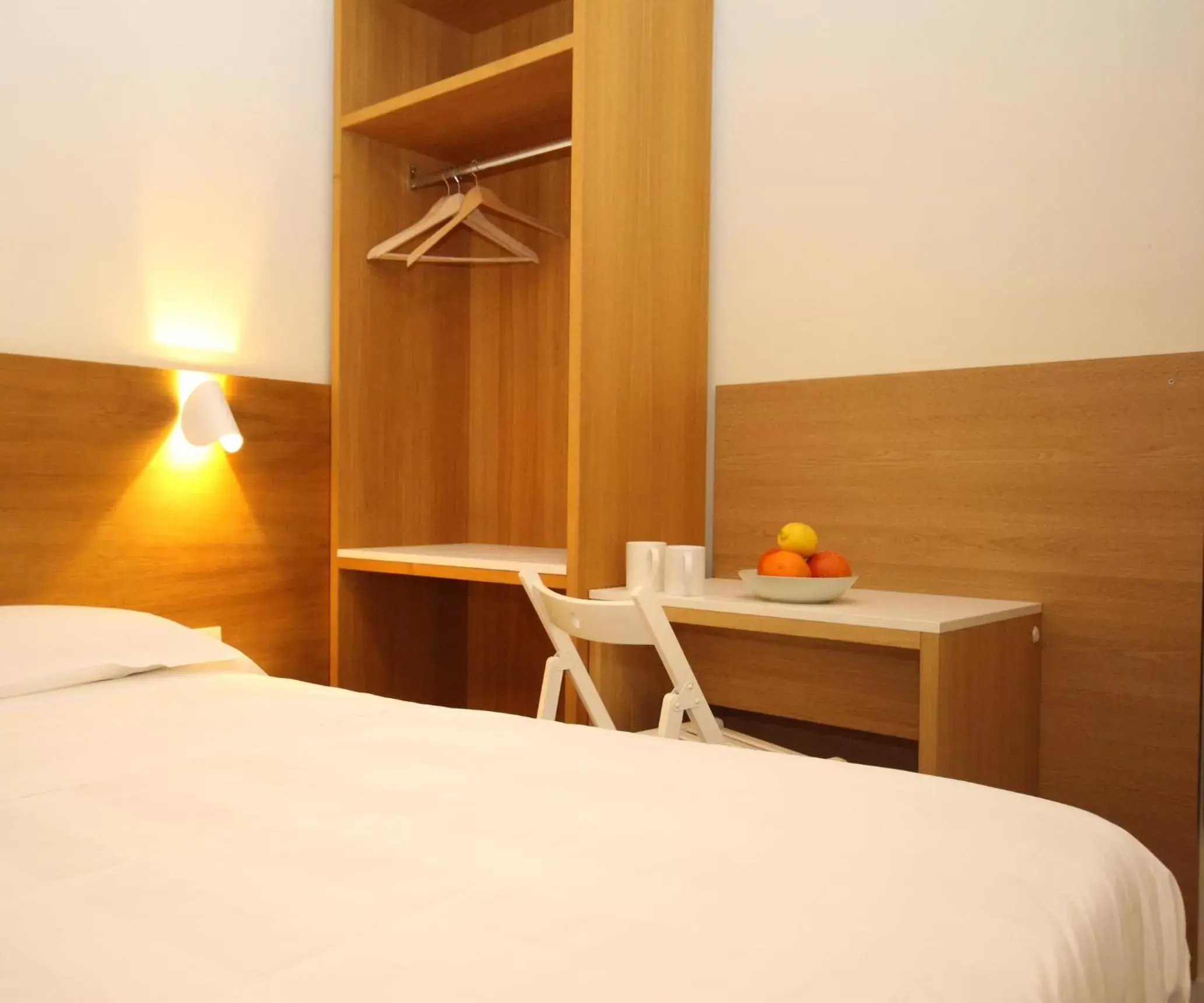 Single Room in Hotel La Perla Single Room in Hotel La Perla