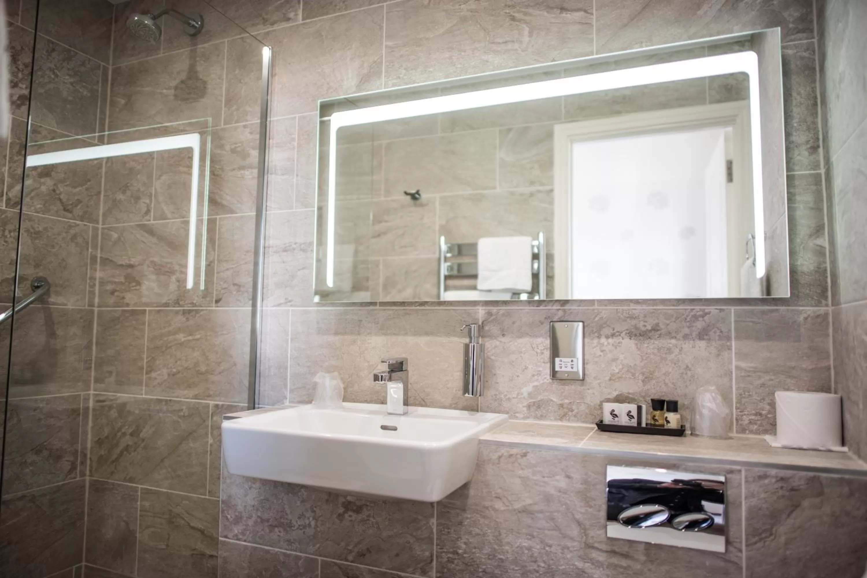 Bathroom in Bedford Hotel