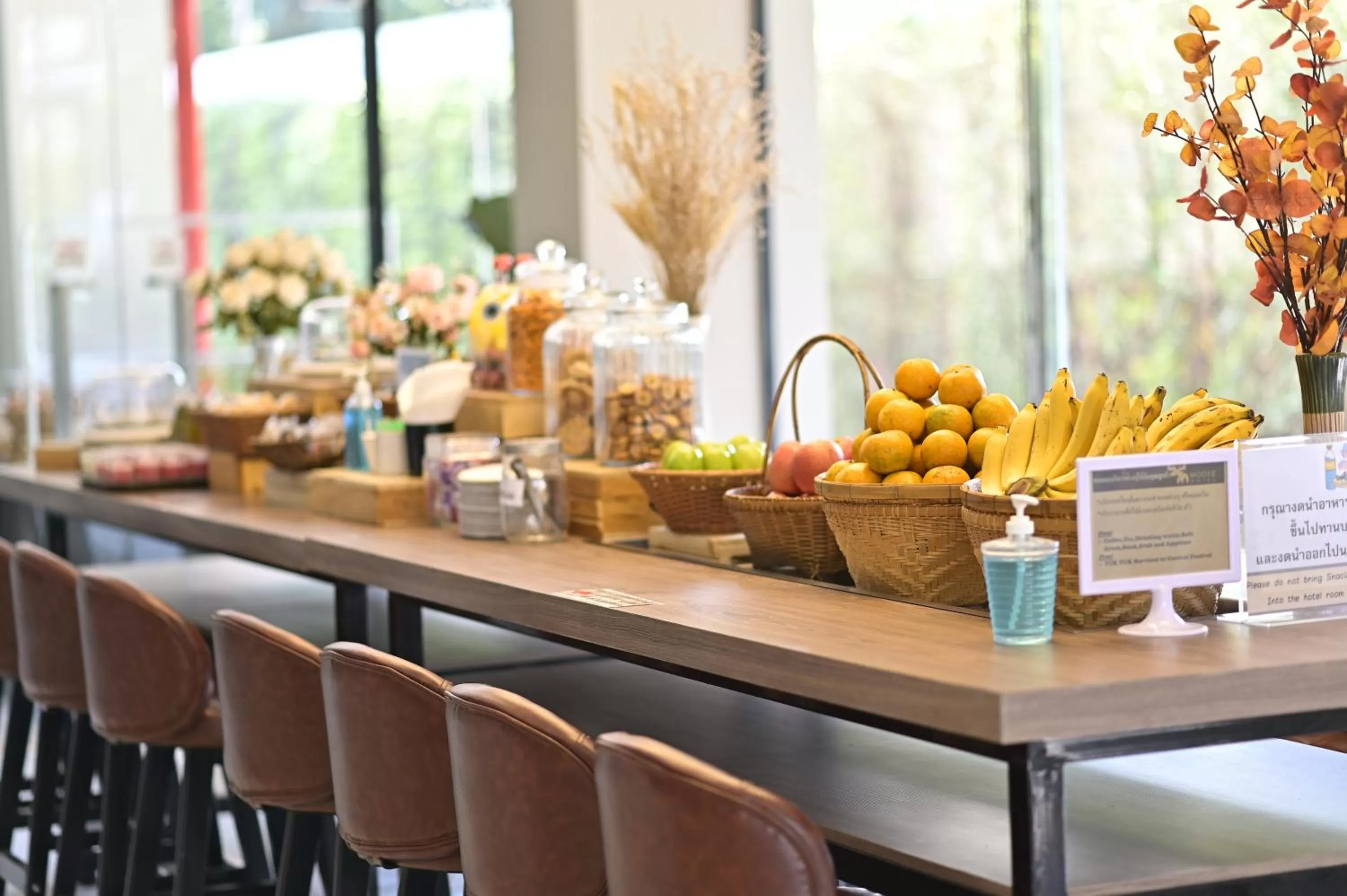 Food and drinks in Moose Hotel Chiangmai