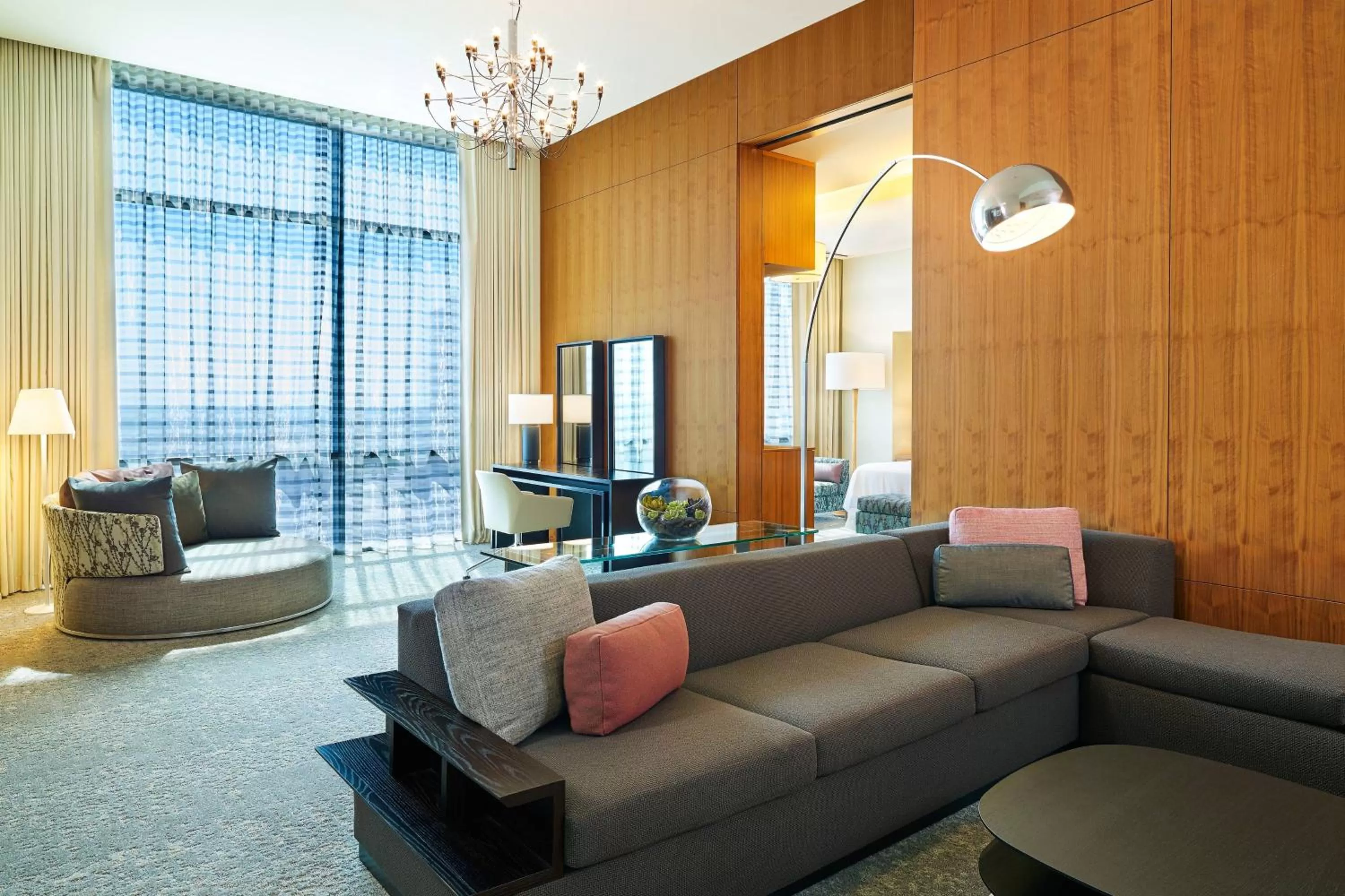 Living room in The Westin Galleria Dallas