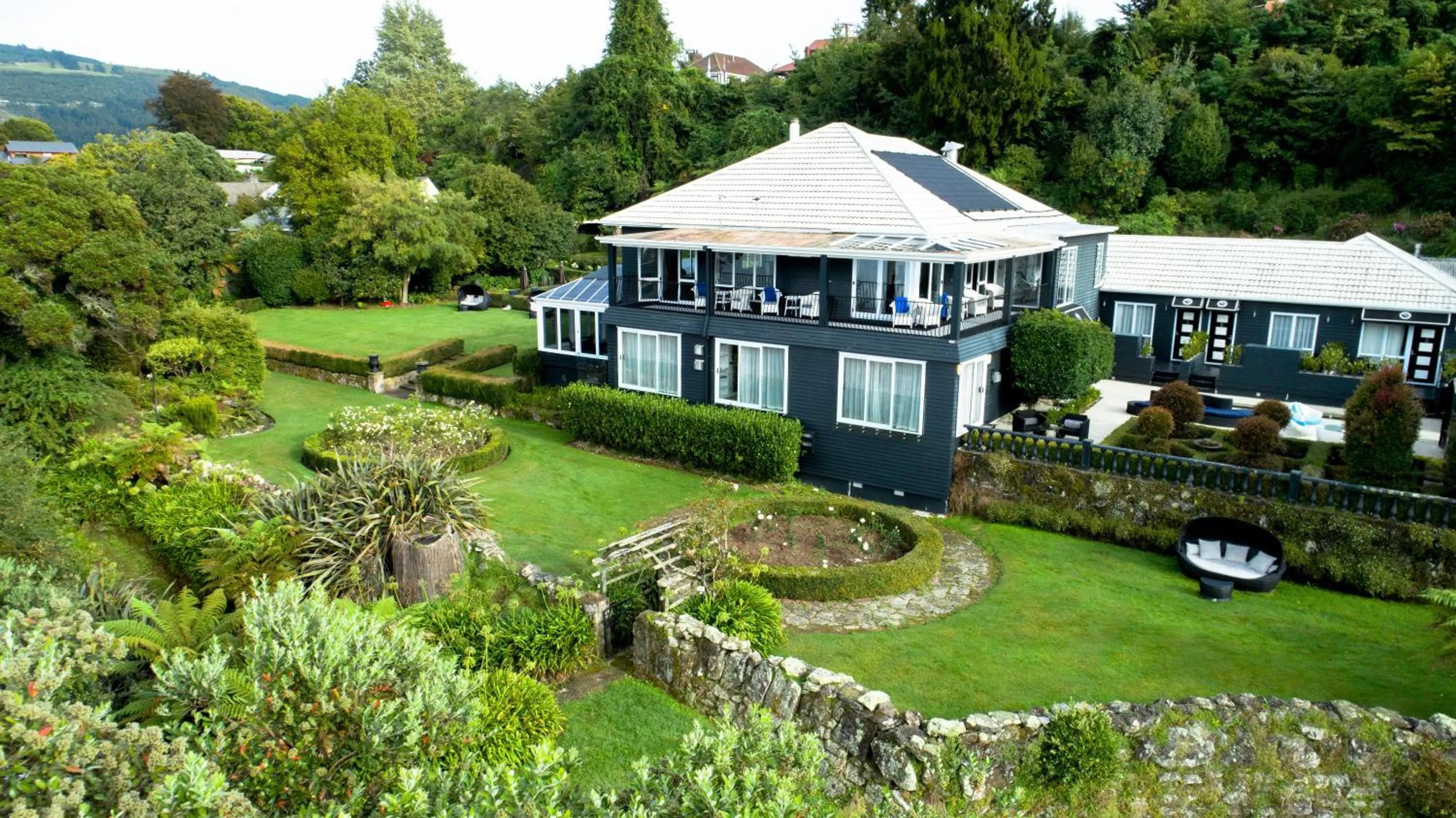 Bird's eye view in Black Swan Lakeside Boutique Hotel