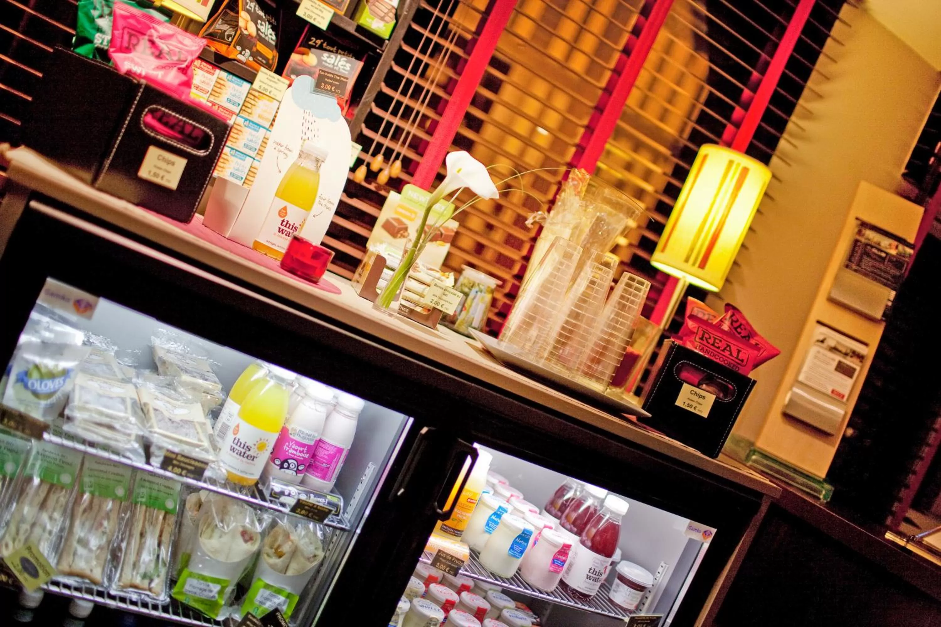 On-site shops in Mercure Deauville Centre