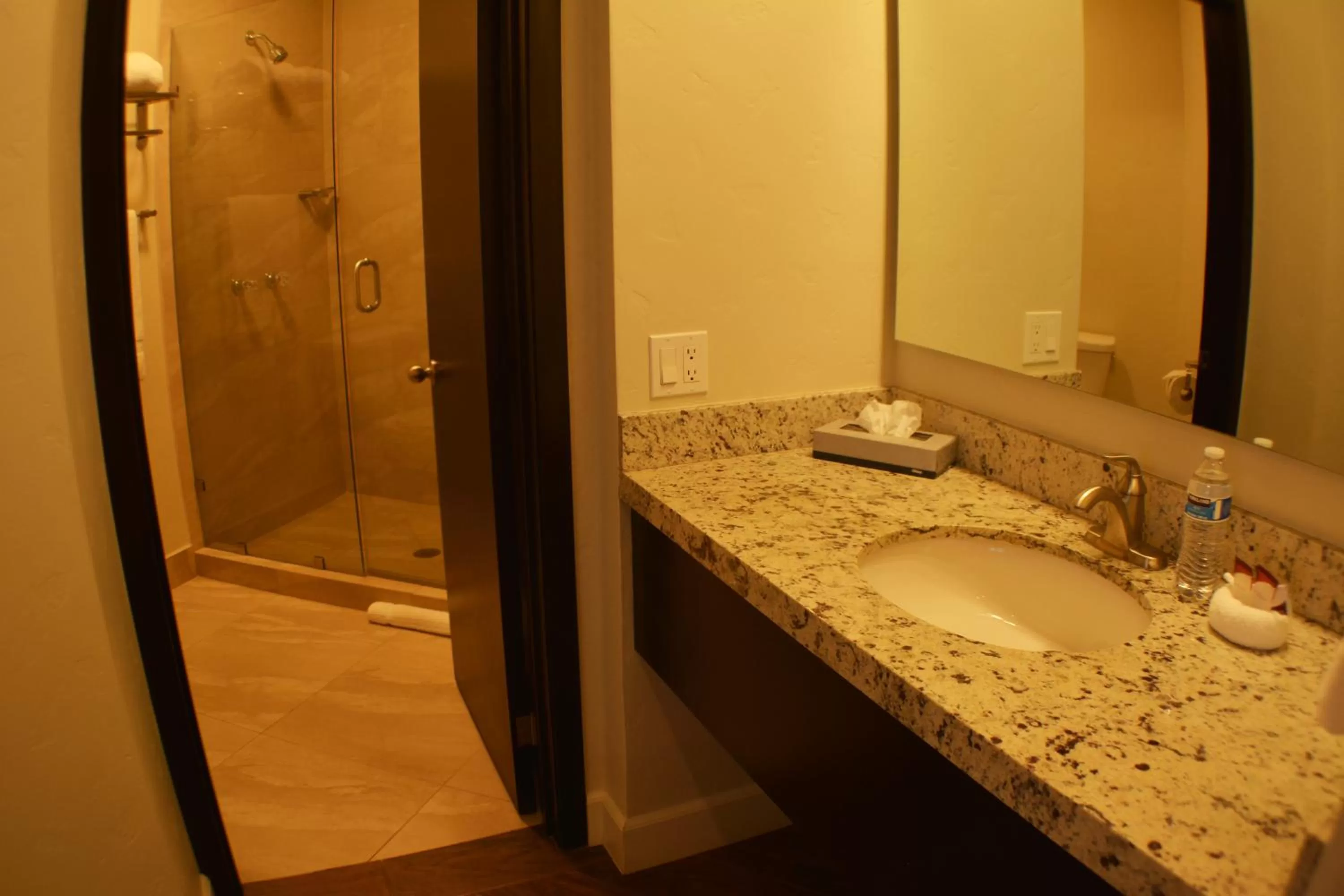 Bathroom in Hotel America