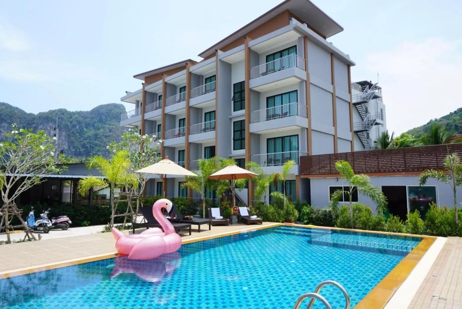 Property building in Aonang Sea Valley Resort
