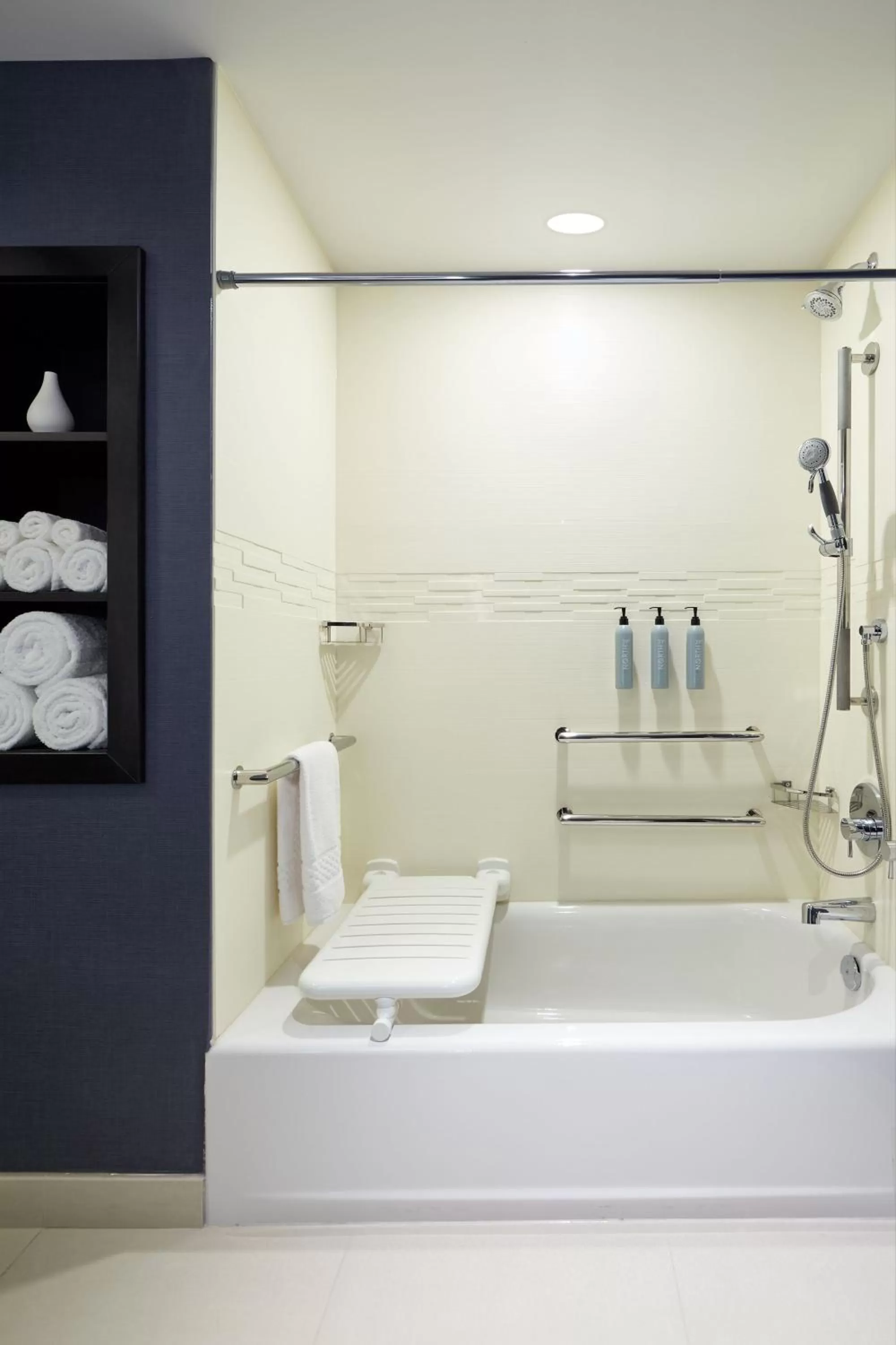 Bathroom in Residence Inn Montreal Midtown