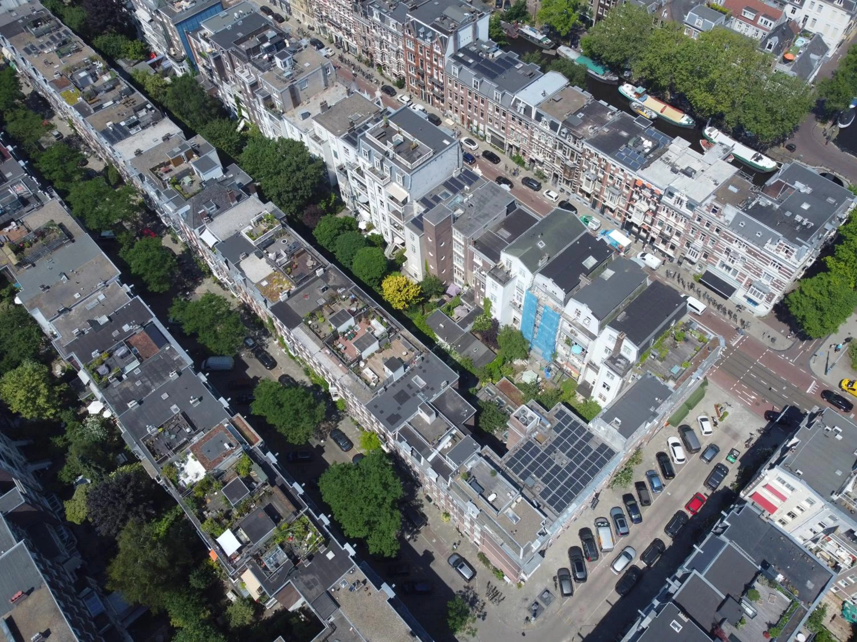 Property building in Hotel Nicolaas Witsen