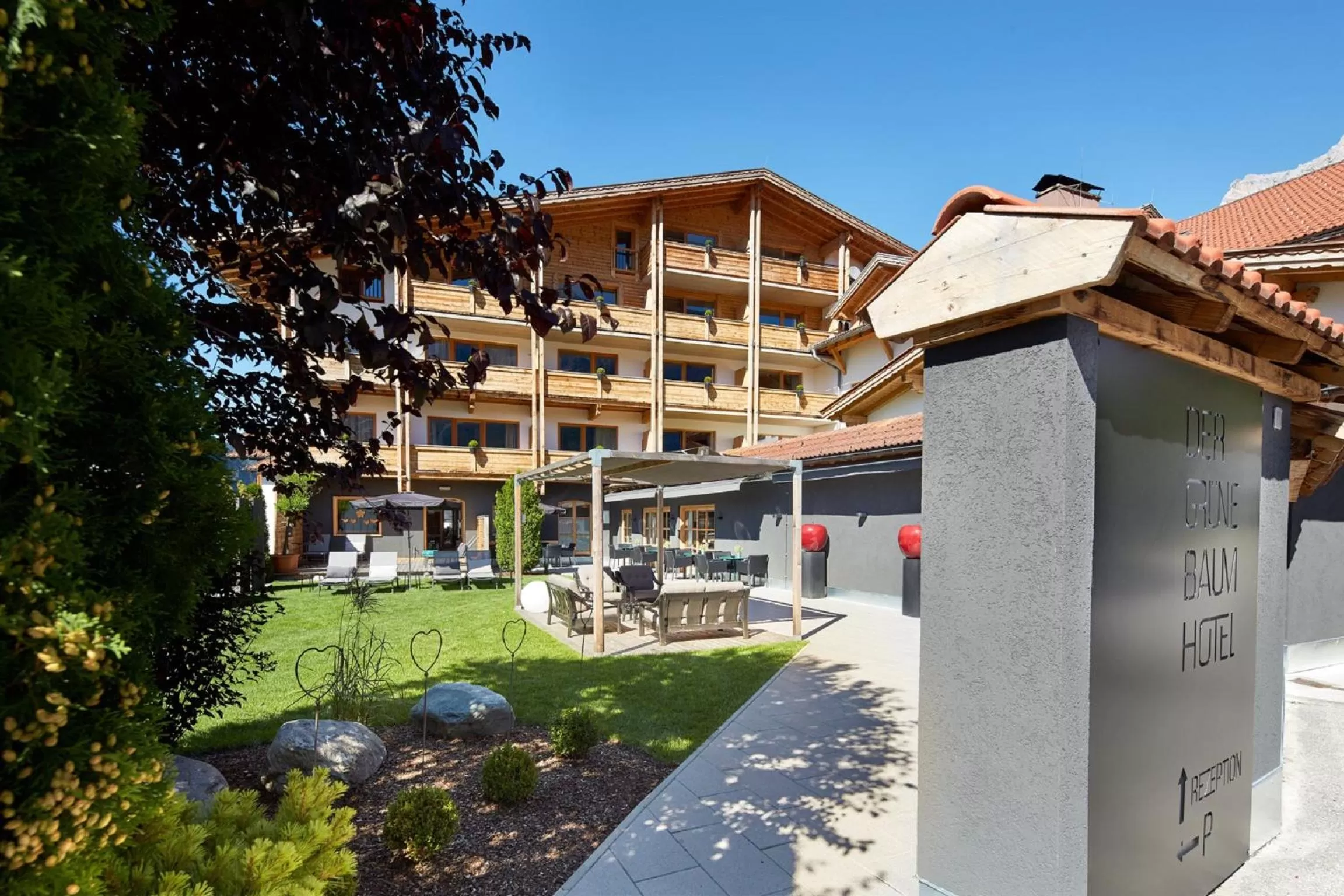 Property building in der grüne Baum Mountain Boutique Hotel