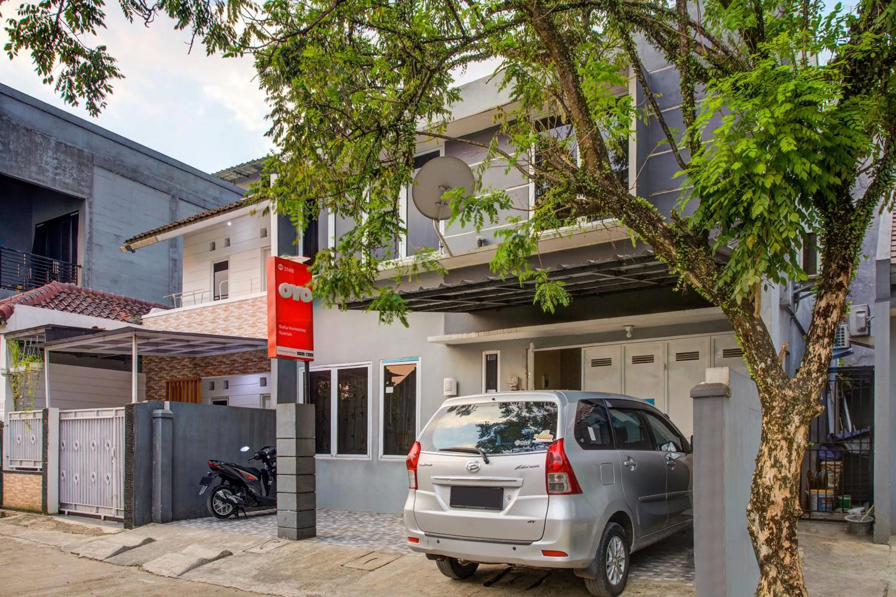 Property building in Hotel O Sofia Homestay Syariah