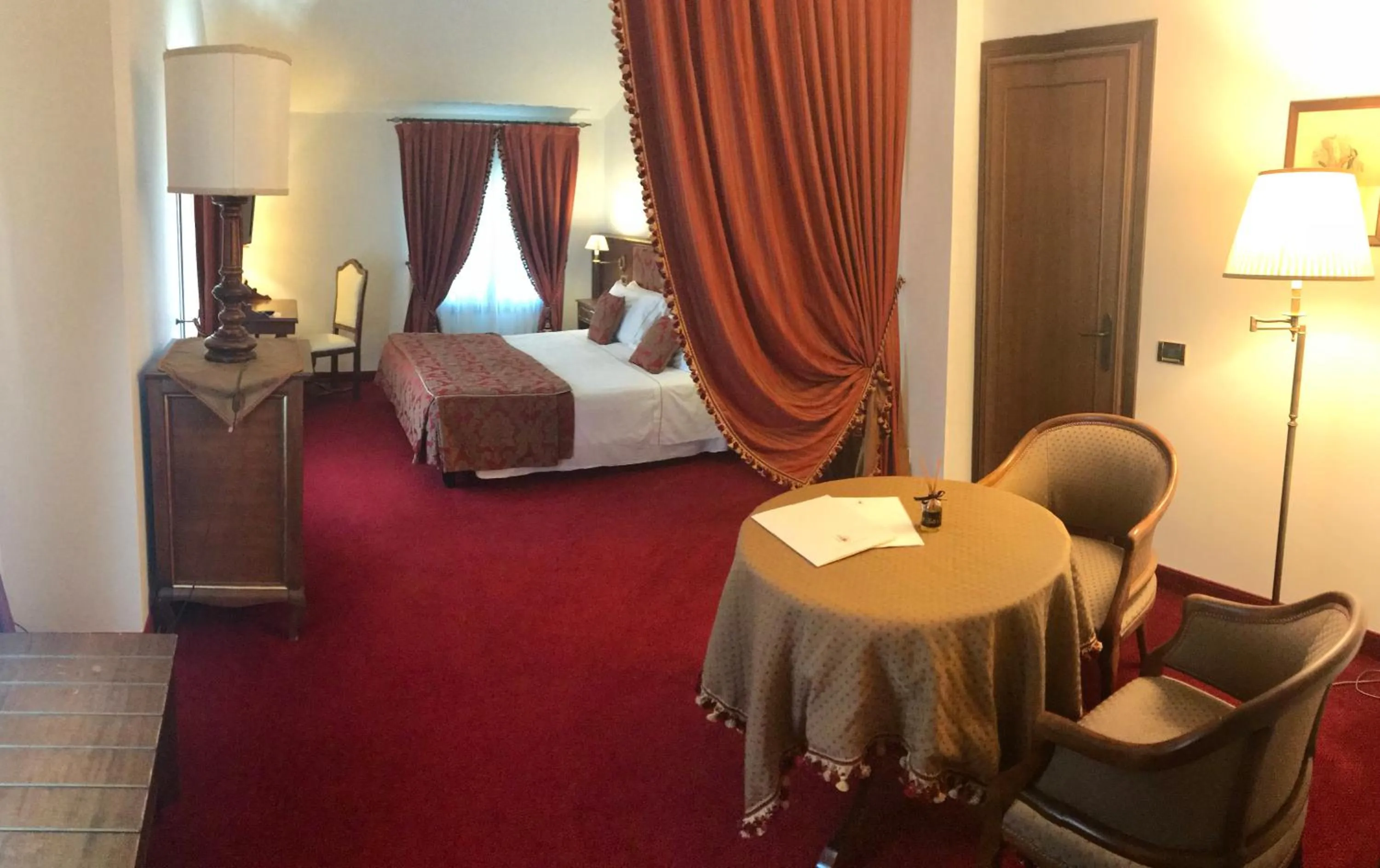 Photo of the whole room, Bed in Hotel Villa Condulmer