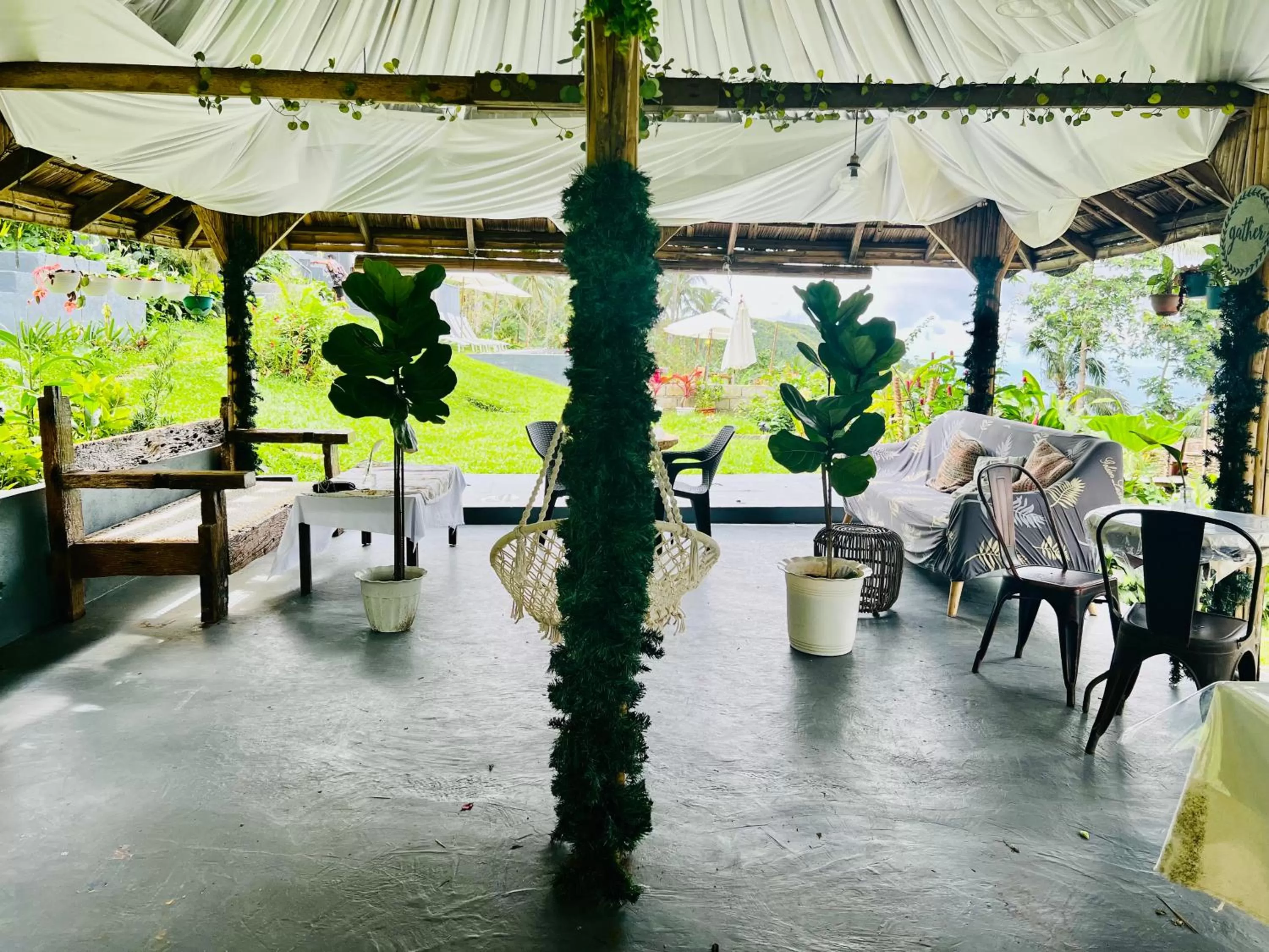 Bintana sa Paraiso Binunsaran