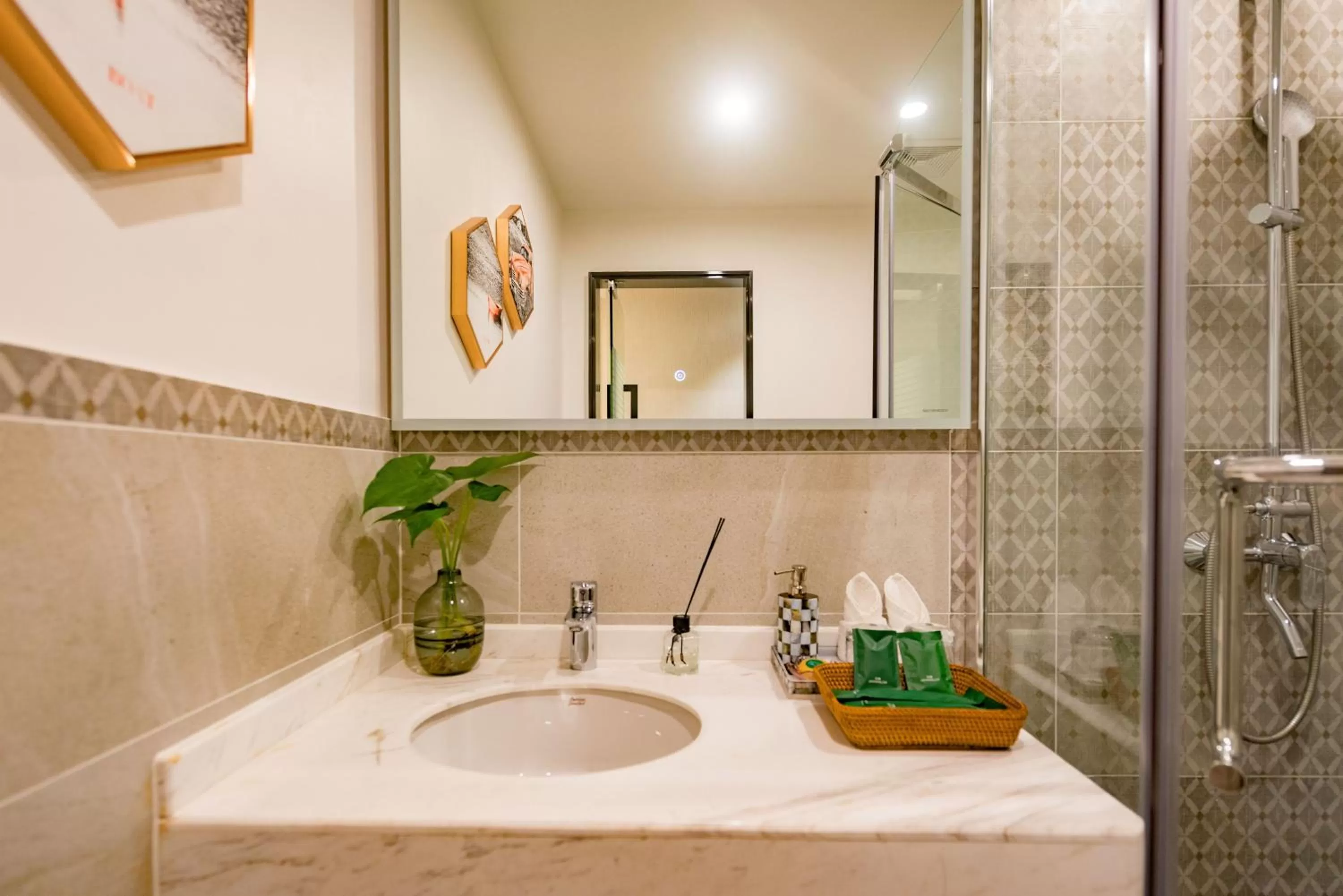 Bathroom in Li River Resort Villa Hotel