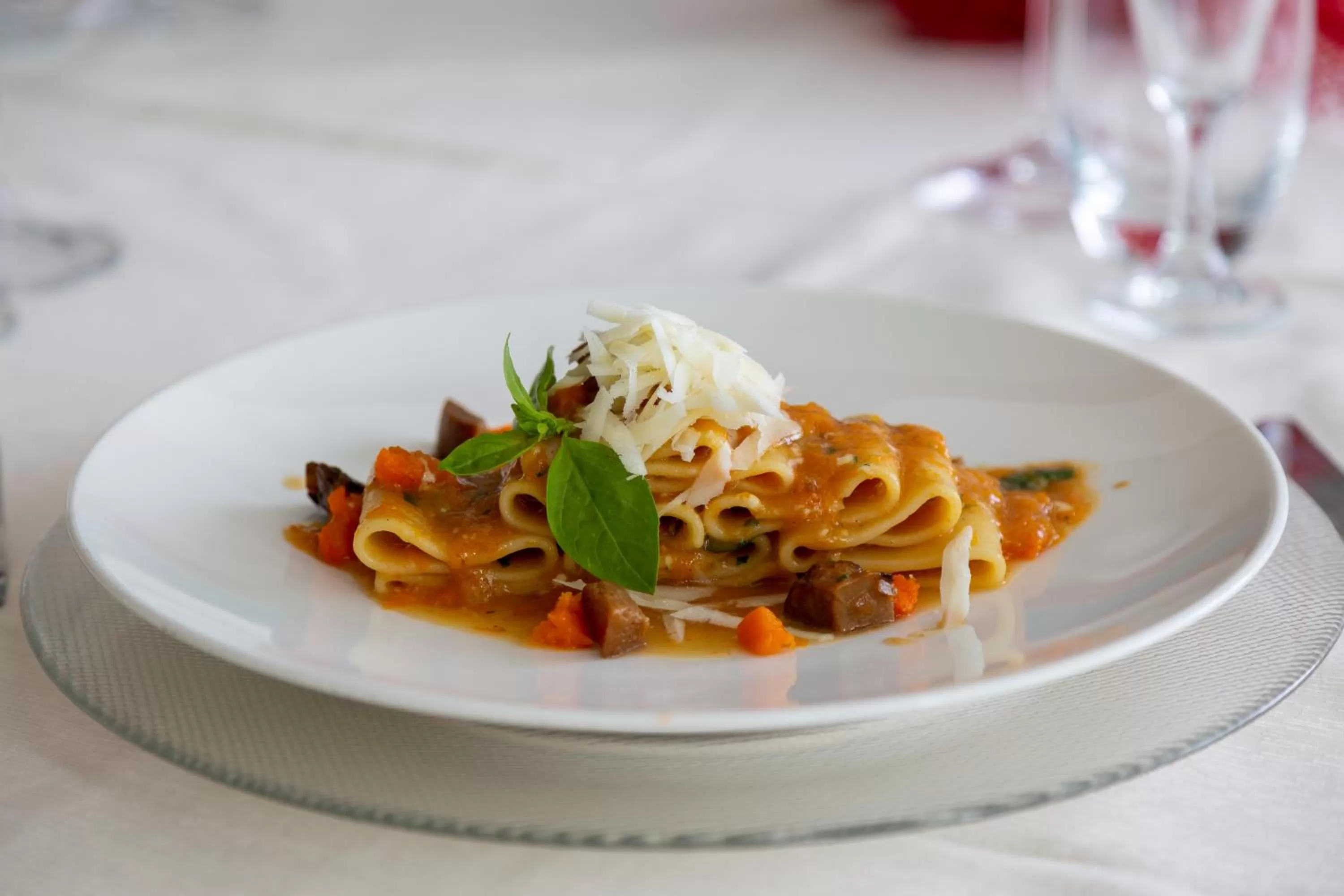 Restaurant/places to eat in Hotel Poseidon