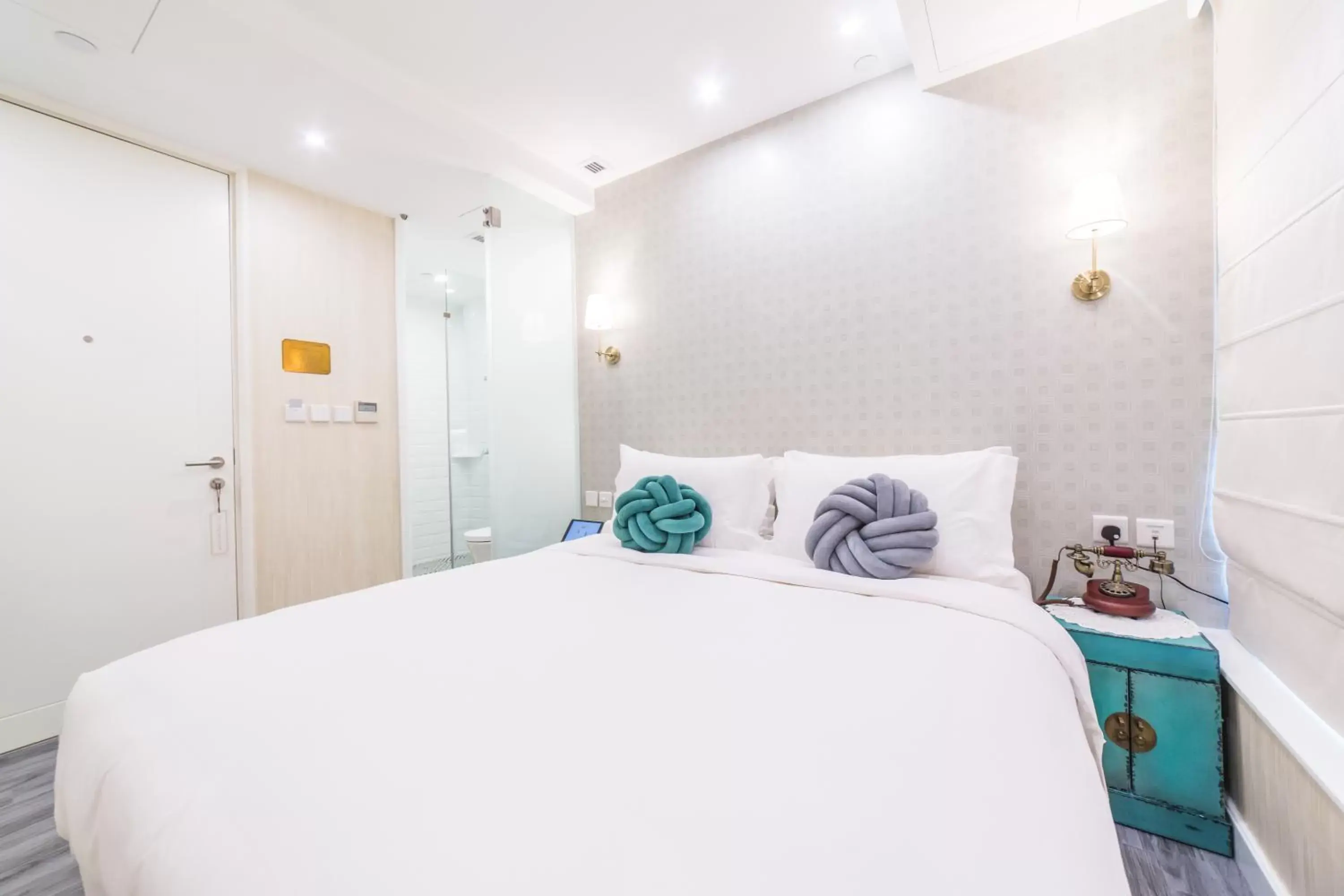 Superior Music Art King Room in Tung Nam Lou Art Hotel Superior Music Art King Room in Tung Nam Lou Art Hotel