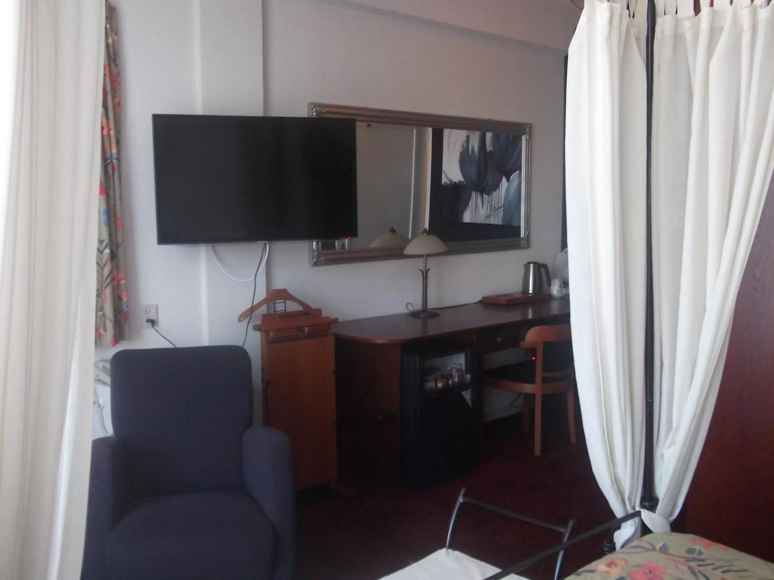 TV and multimedia in Die Port van Cleve