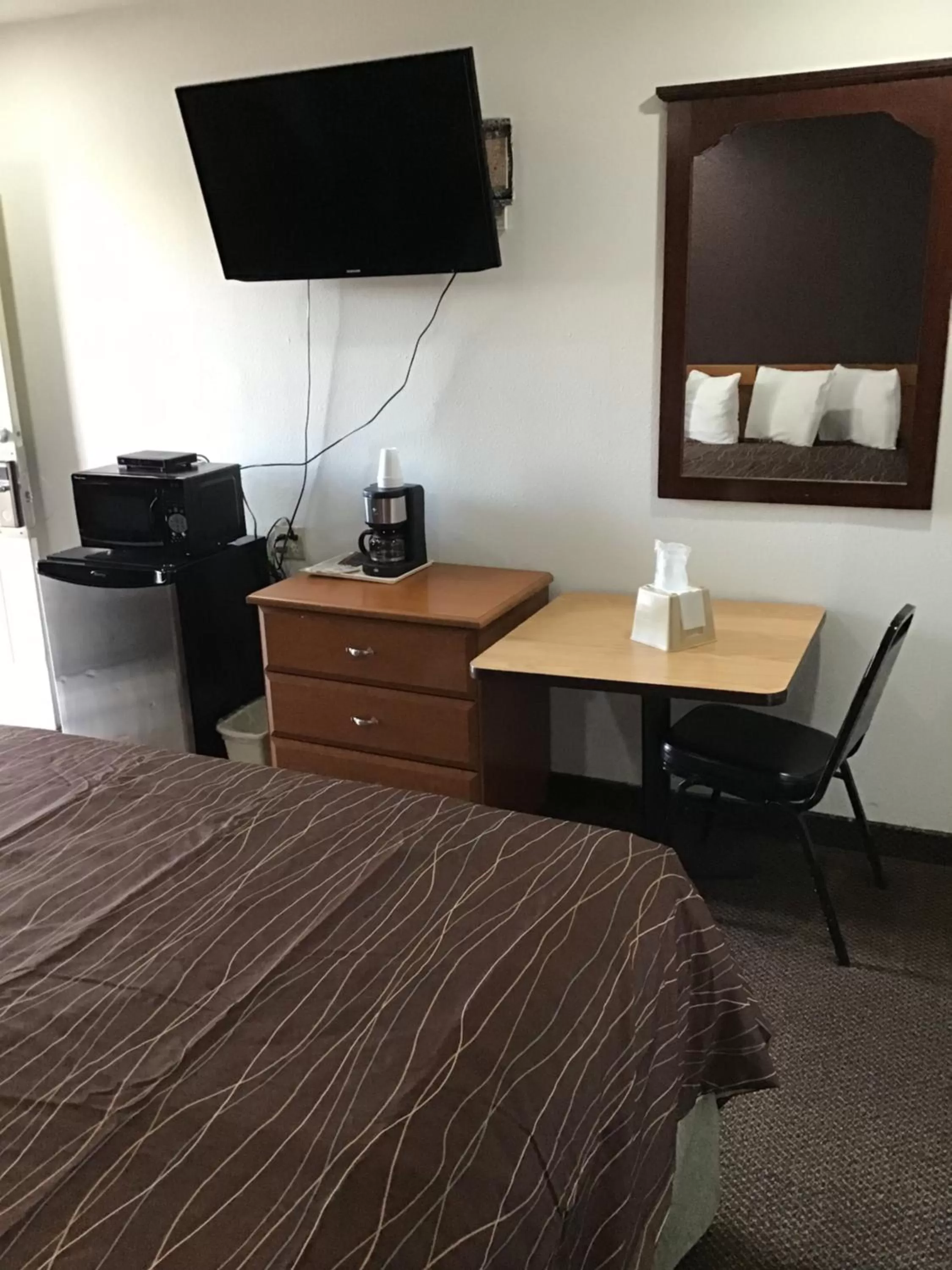 Bed in Western motel