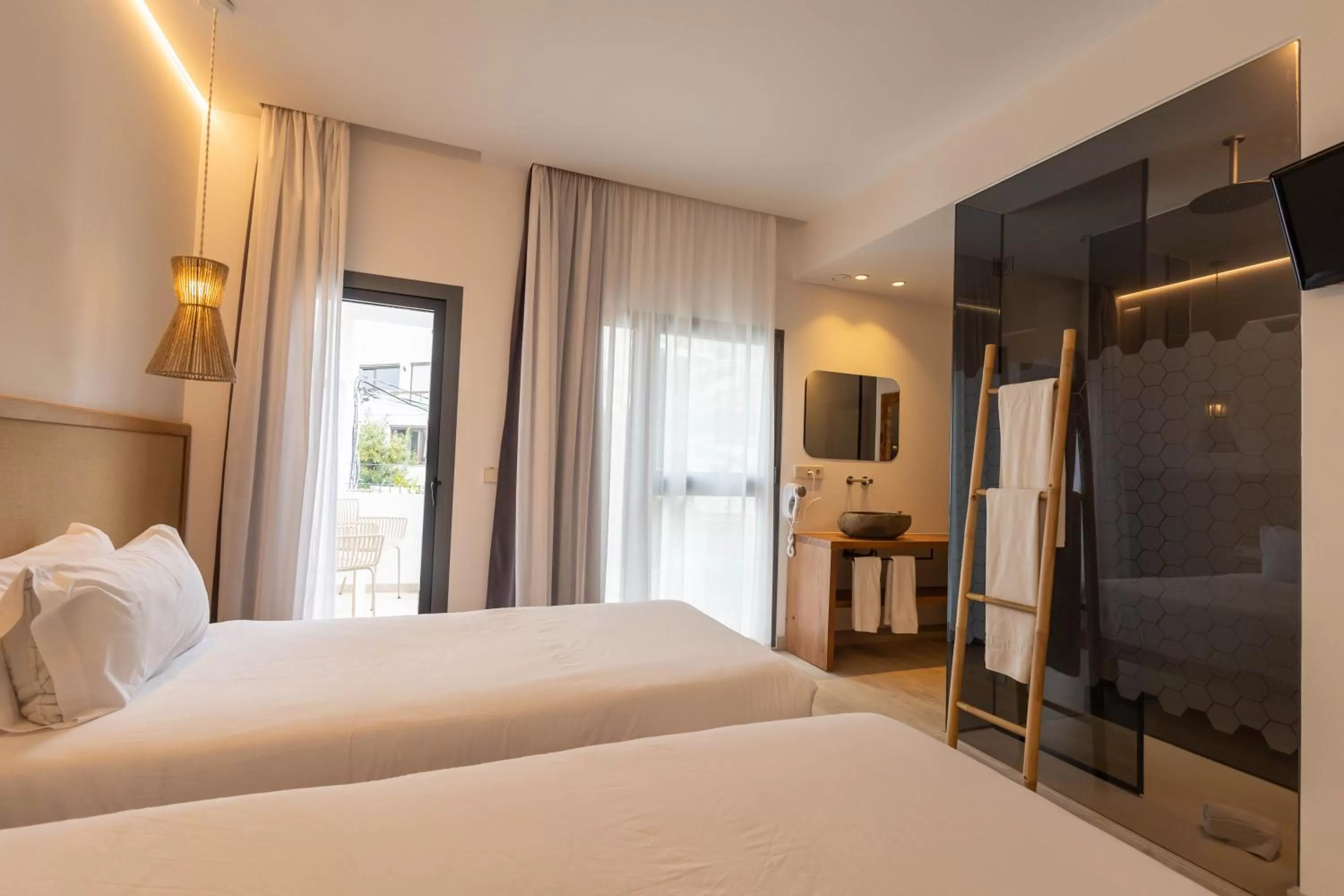 Photo of the whole room, Bed in Play Hotel Ibiza - Adults Only