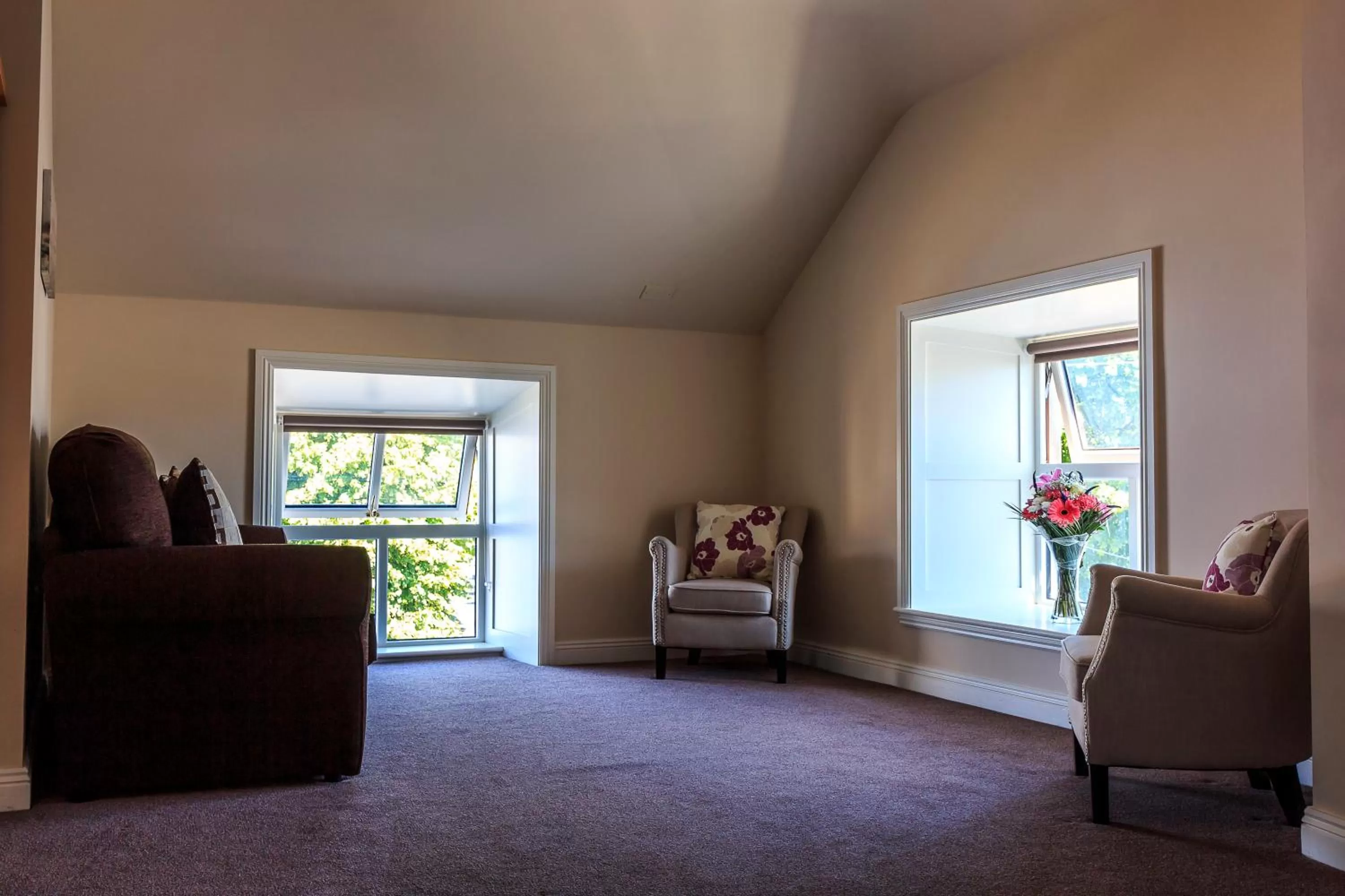 Seating area in The Bridge Tavern