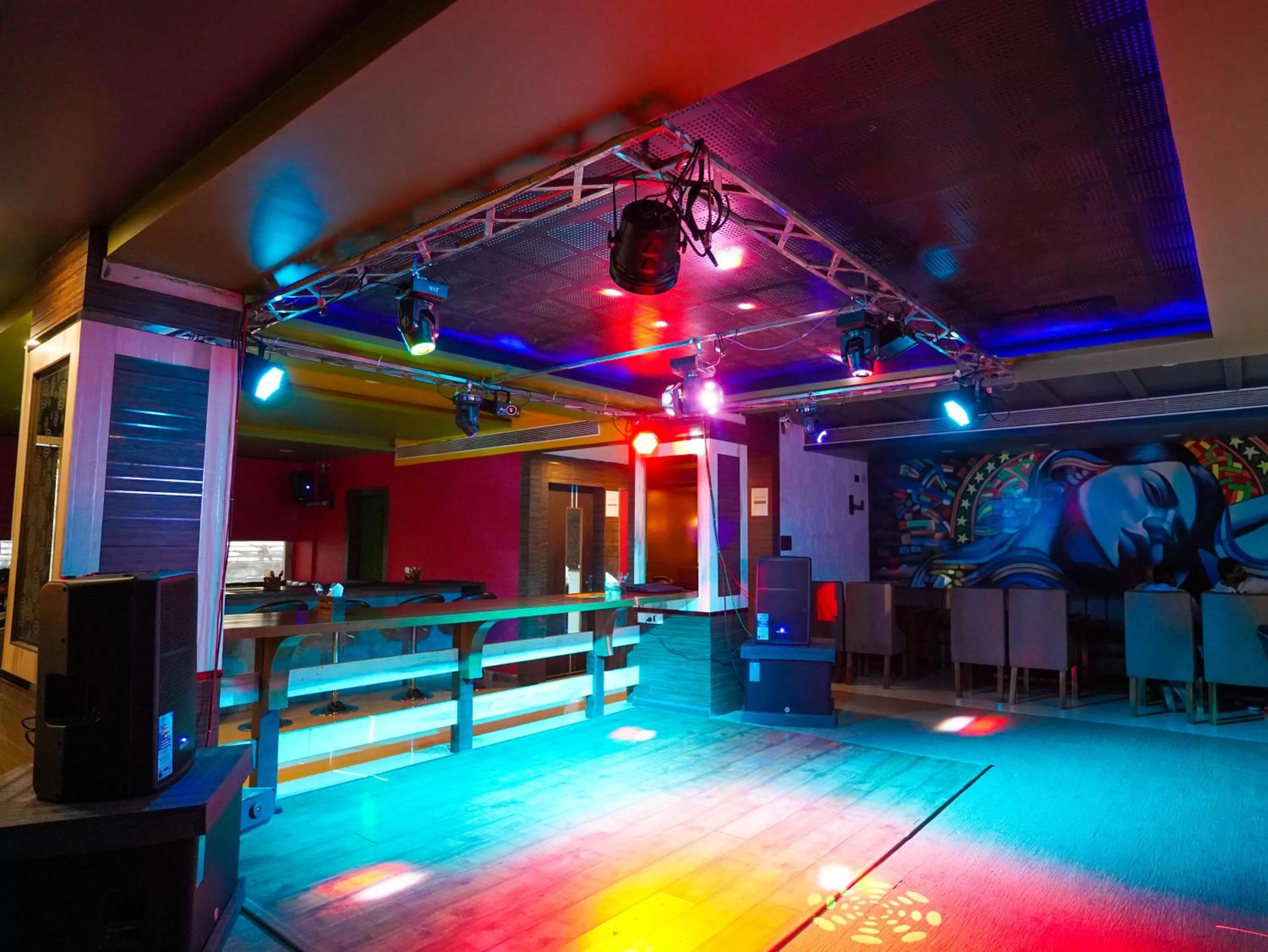 Lounge or bar in HOTEL SEVENTH SENSE