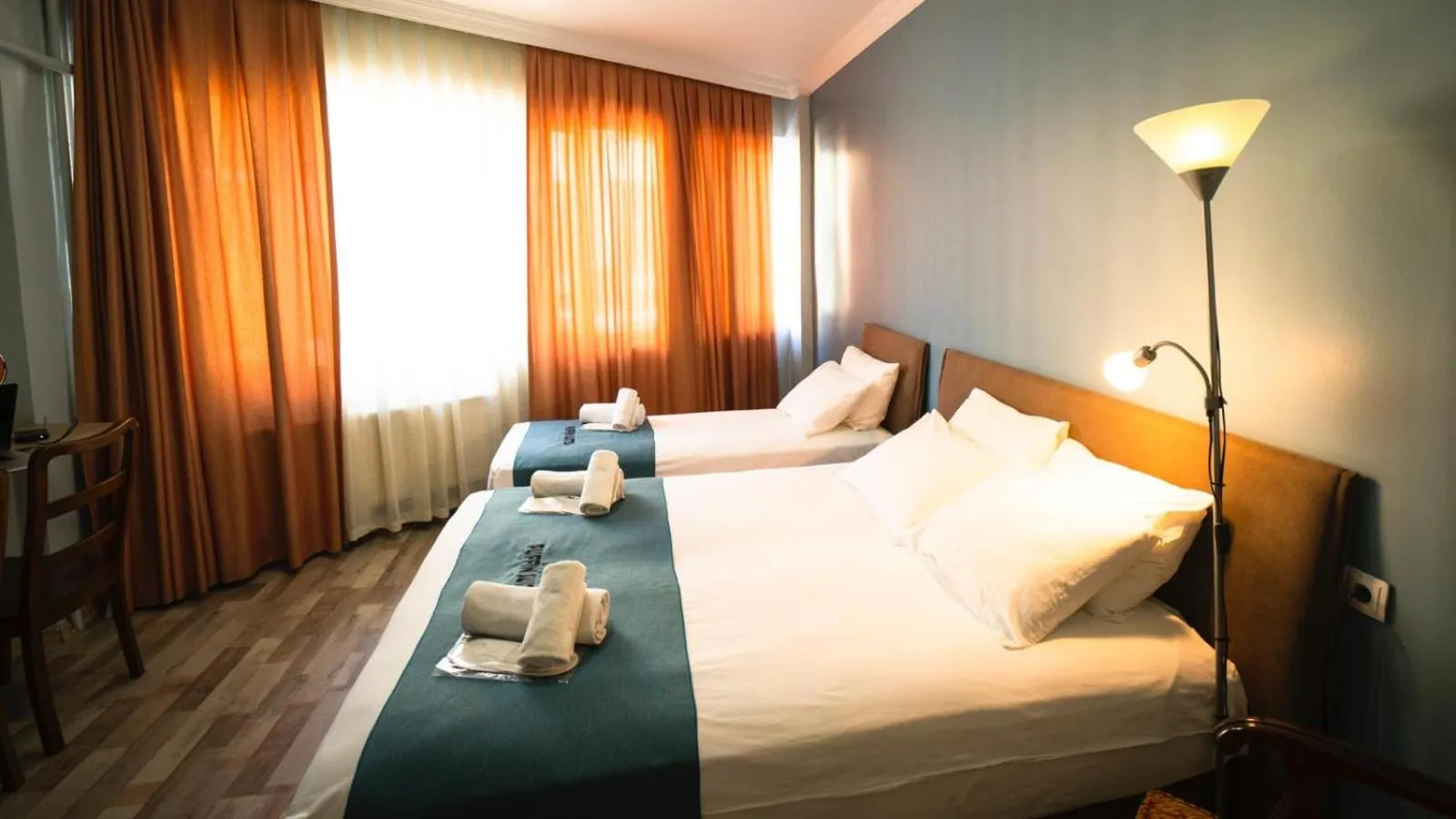 Bed in Puffin Suites