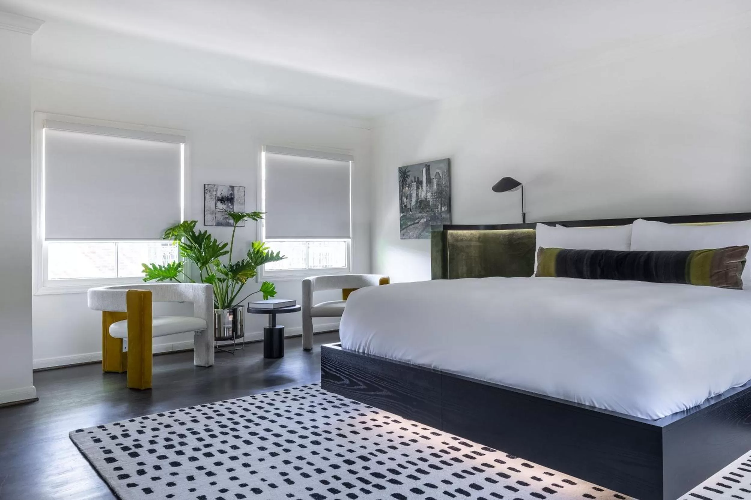 Bed in La Colombe d'Or Hotel