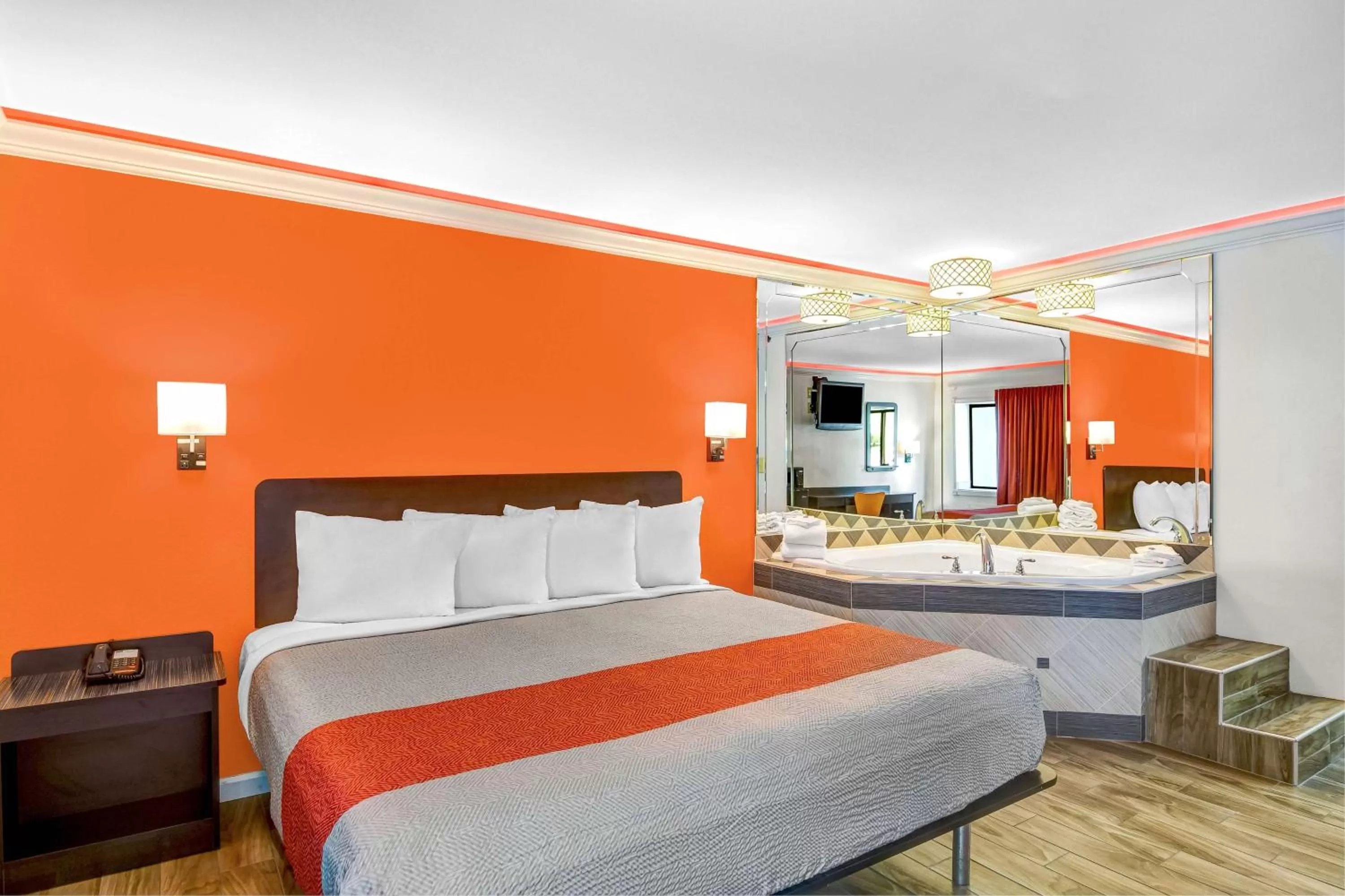 Photo of the whole room, Bed in Motel 6-Norcross, GA