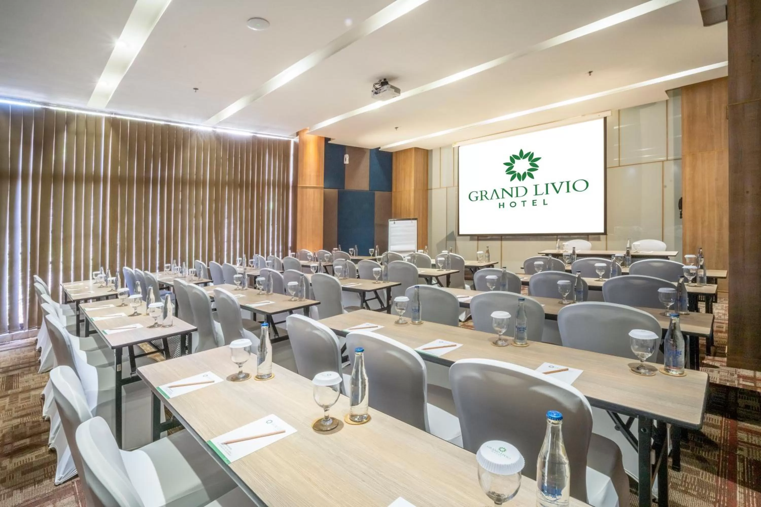 Business facilities in Grand Livio Kuta Hotel