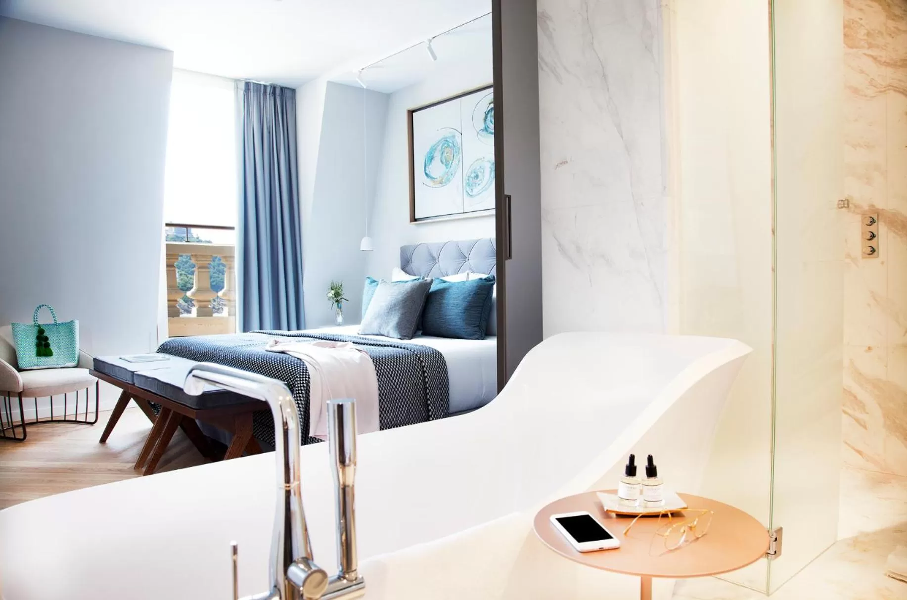 Bathroom, Bed in Lasala Plaza Hotel - Adults Only