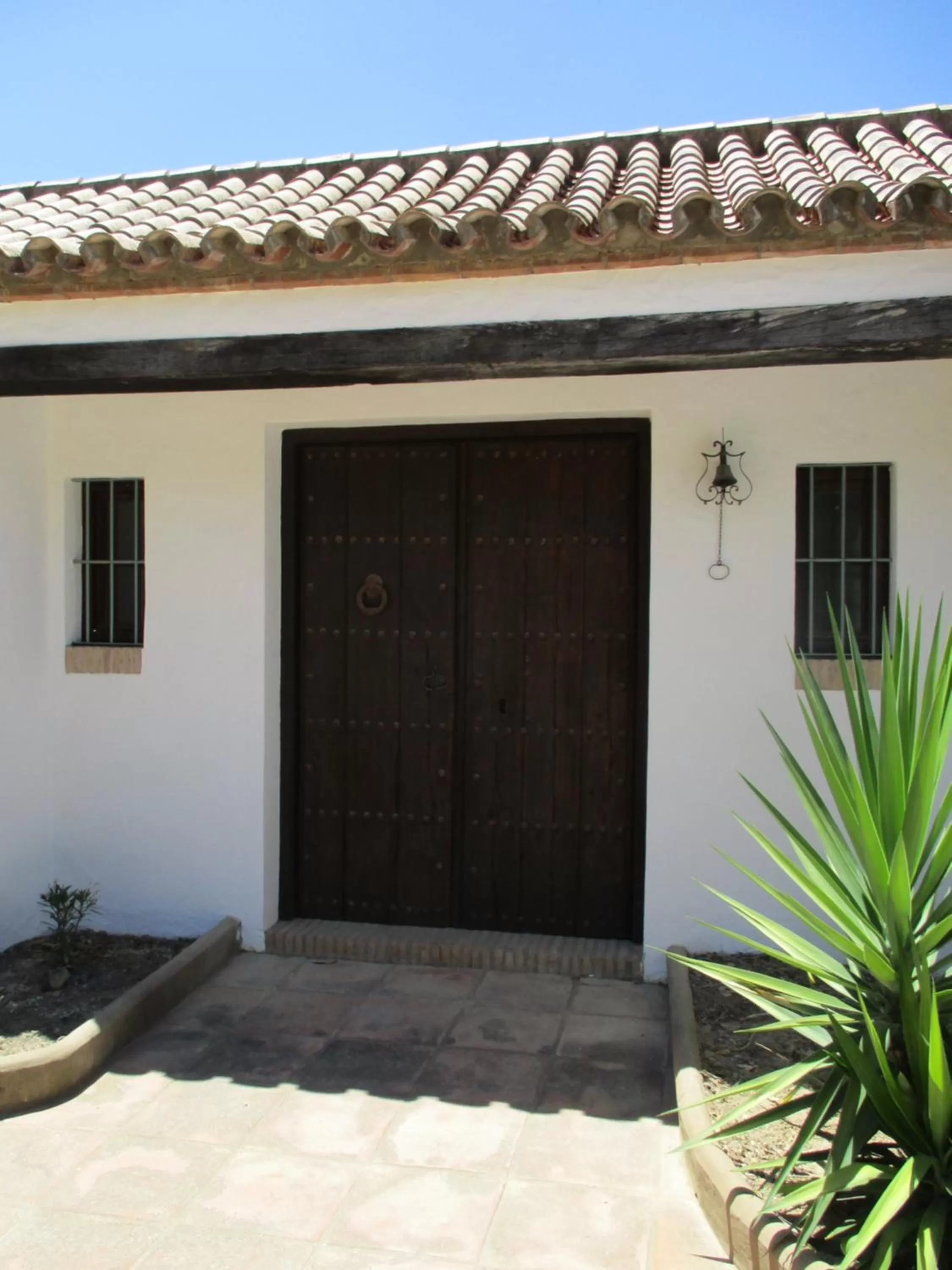 Facade/entrance, Property Building in Casa Laibon