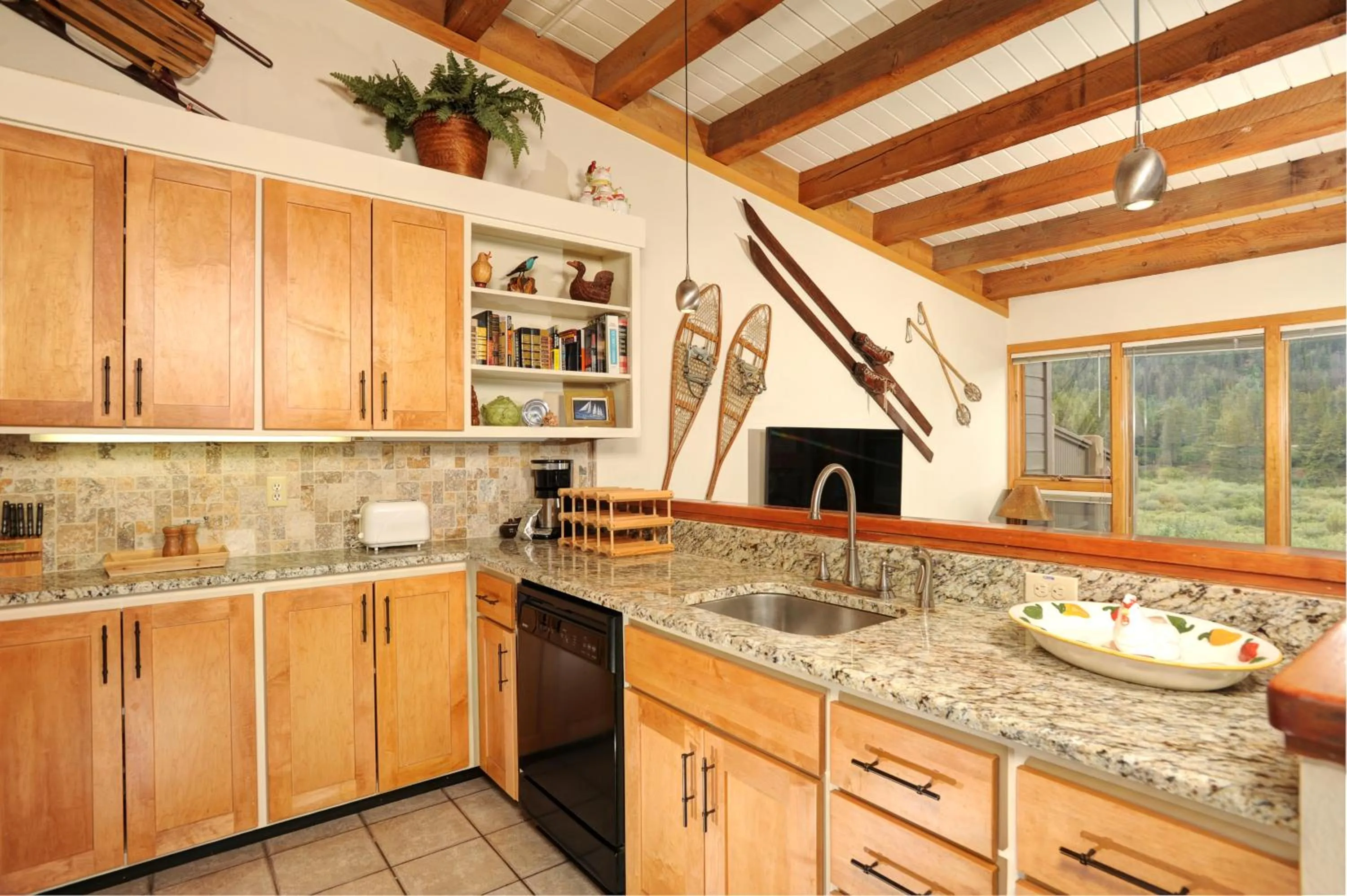 Kitchen or kitchenette in Evergreen Condominiums by Keystone Resort