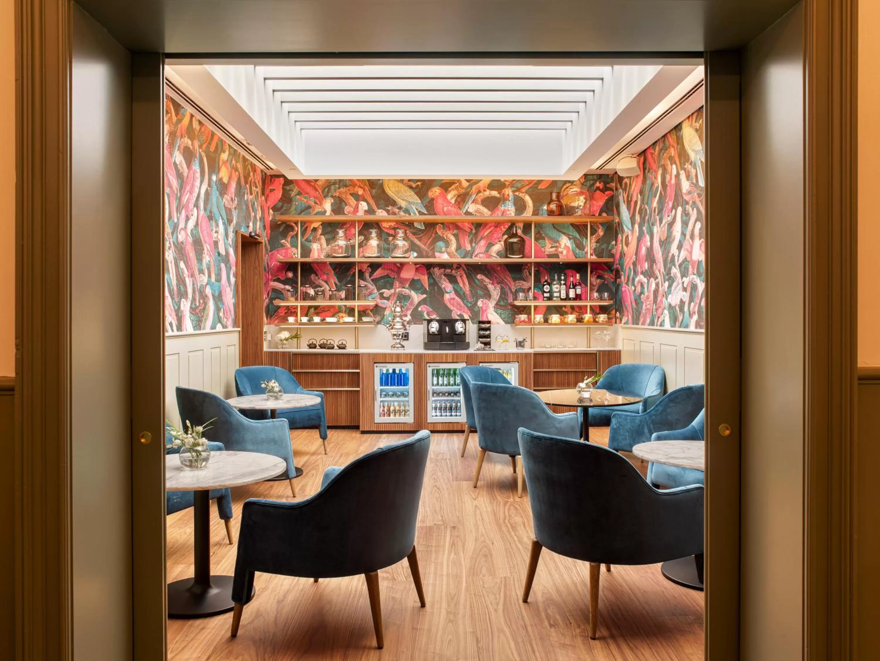 Lounge or bar in Hotel Colón Gran Meliá - The Leading Hotels of the World