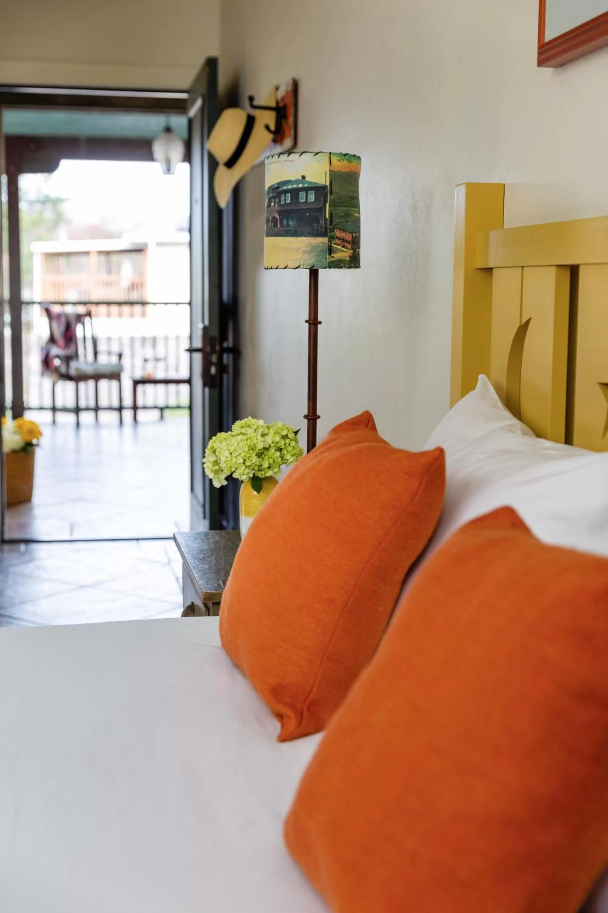 Bed in Sonoma Creek Inn