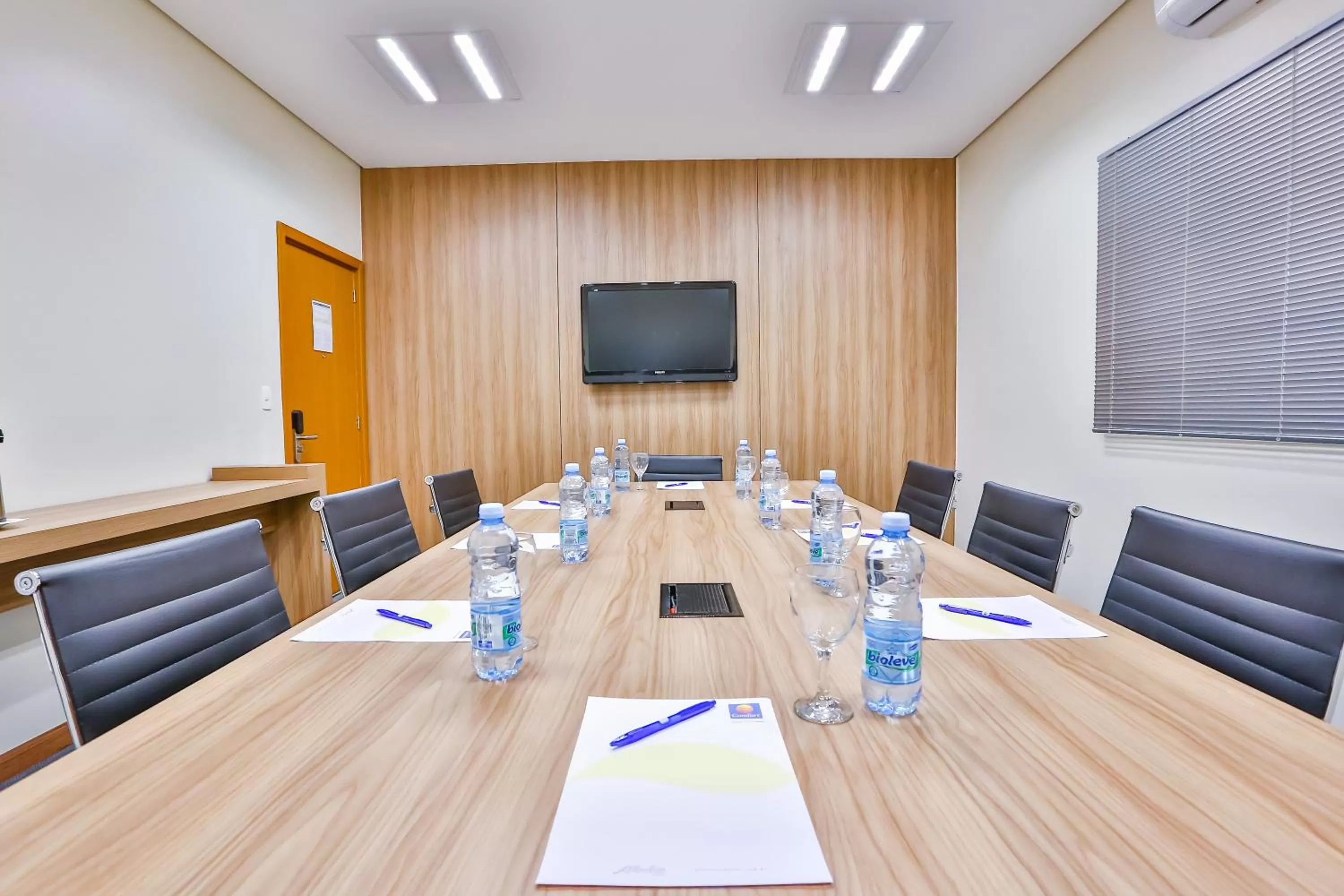 Meeting/conference room in Comfort Mogi Guaçu