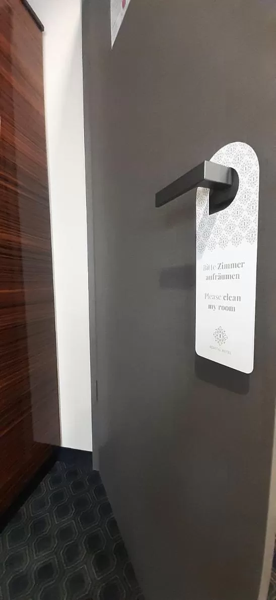 Logo/Certificate/Sign in Remstal Hotel