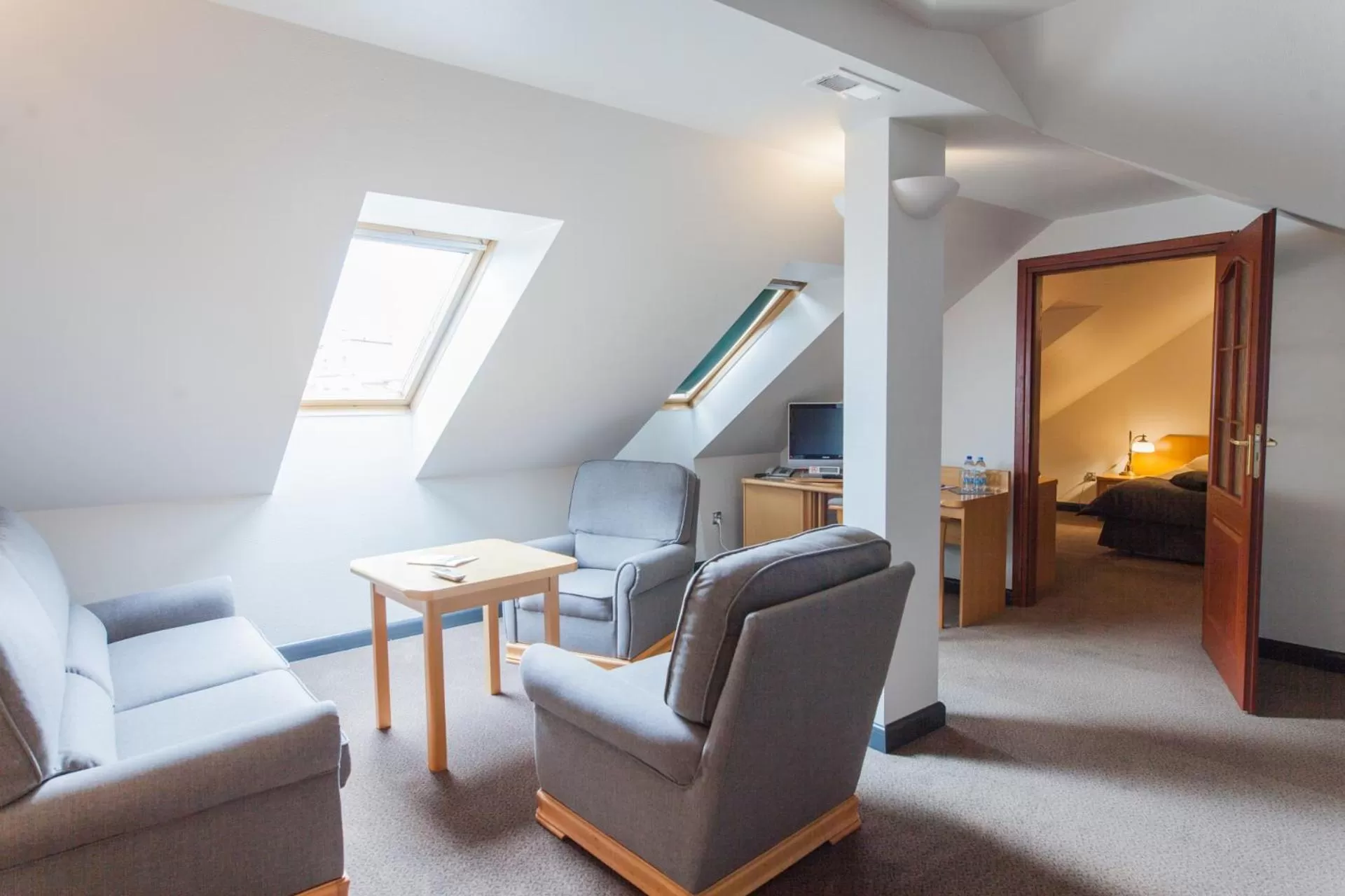 Photo of the whole room, Bed in Piwnica Rycerska Kęty