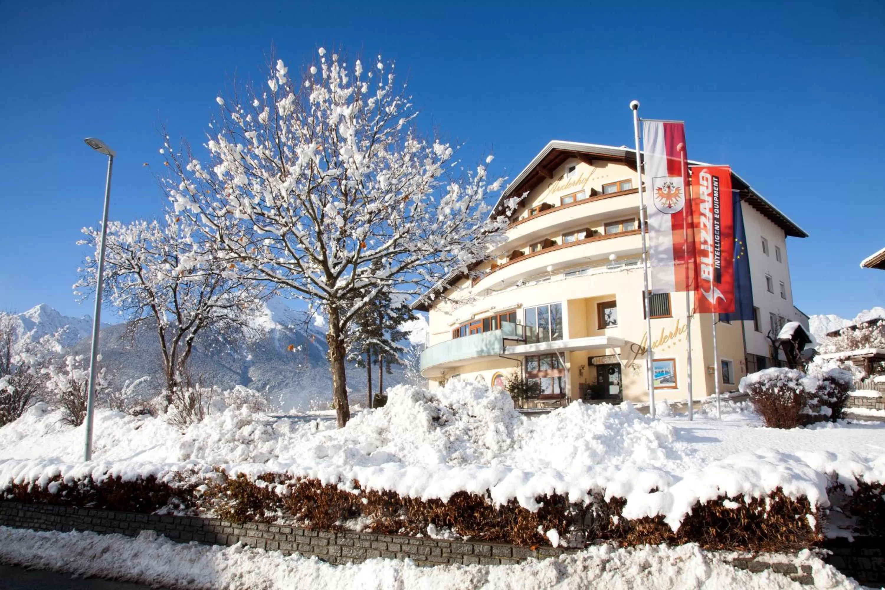 Facade/entrance in Hotel Arzlerhof
