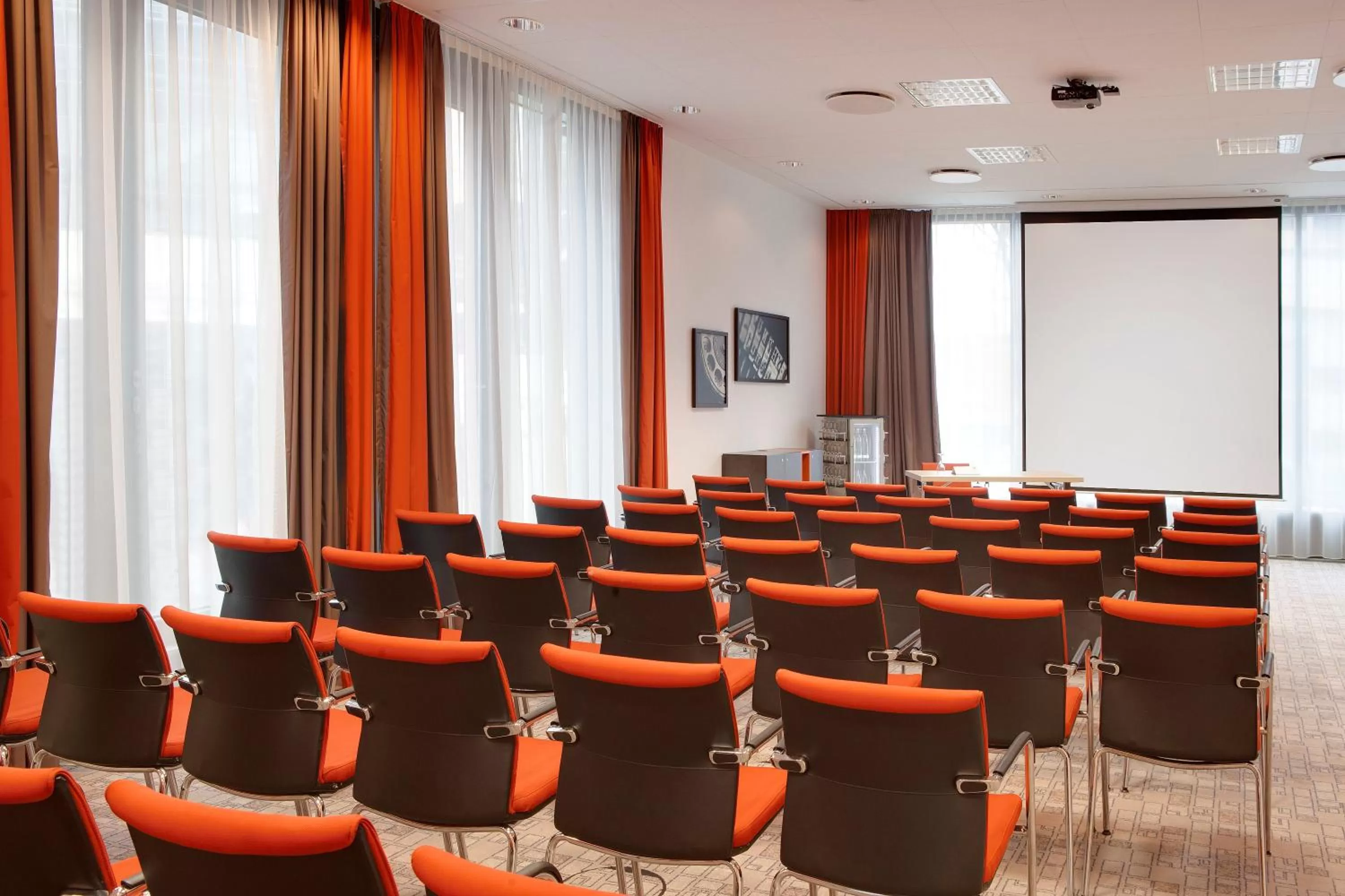 Meeting/conference room in Holiday Inn Berlin City East Side by IHG