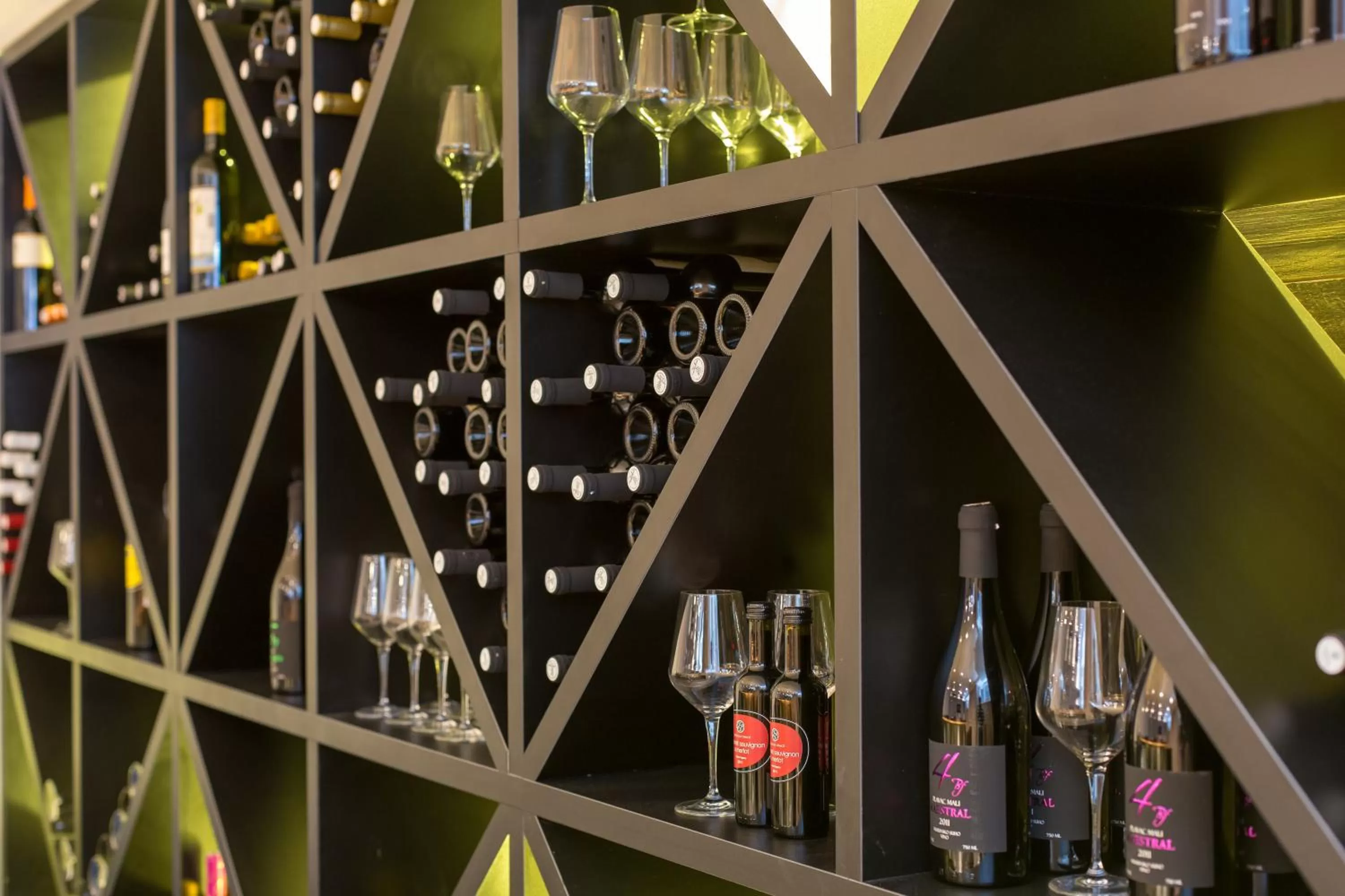 Alcoholic drinks in Cornaro Hotel