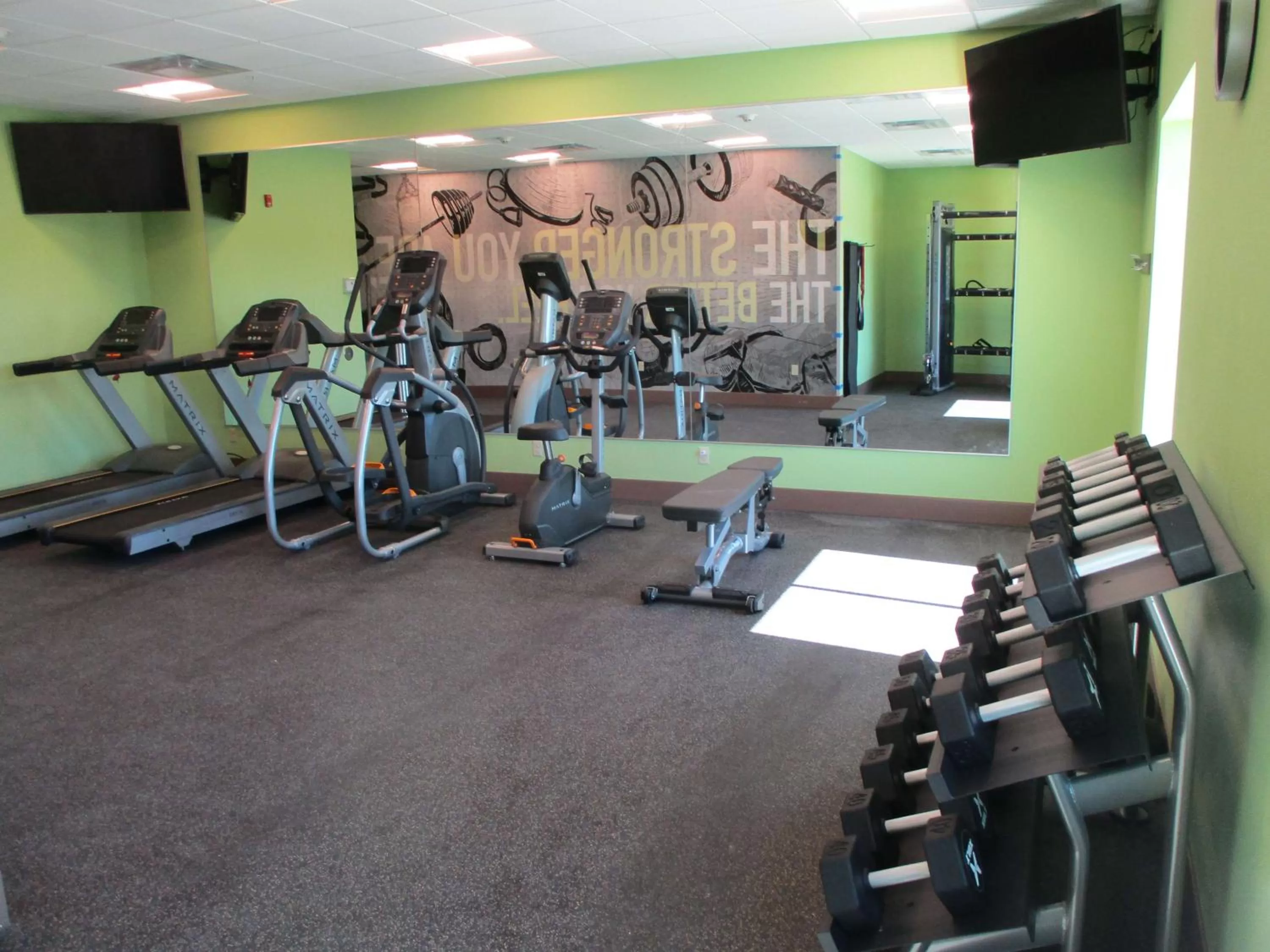 Fitness centre/facilities in La Quinta Inn & Suites by Wyndham Jackson-Cape Girardeau