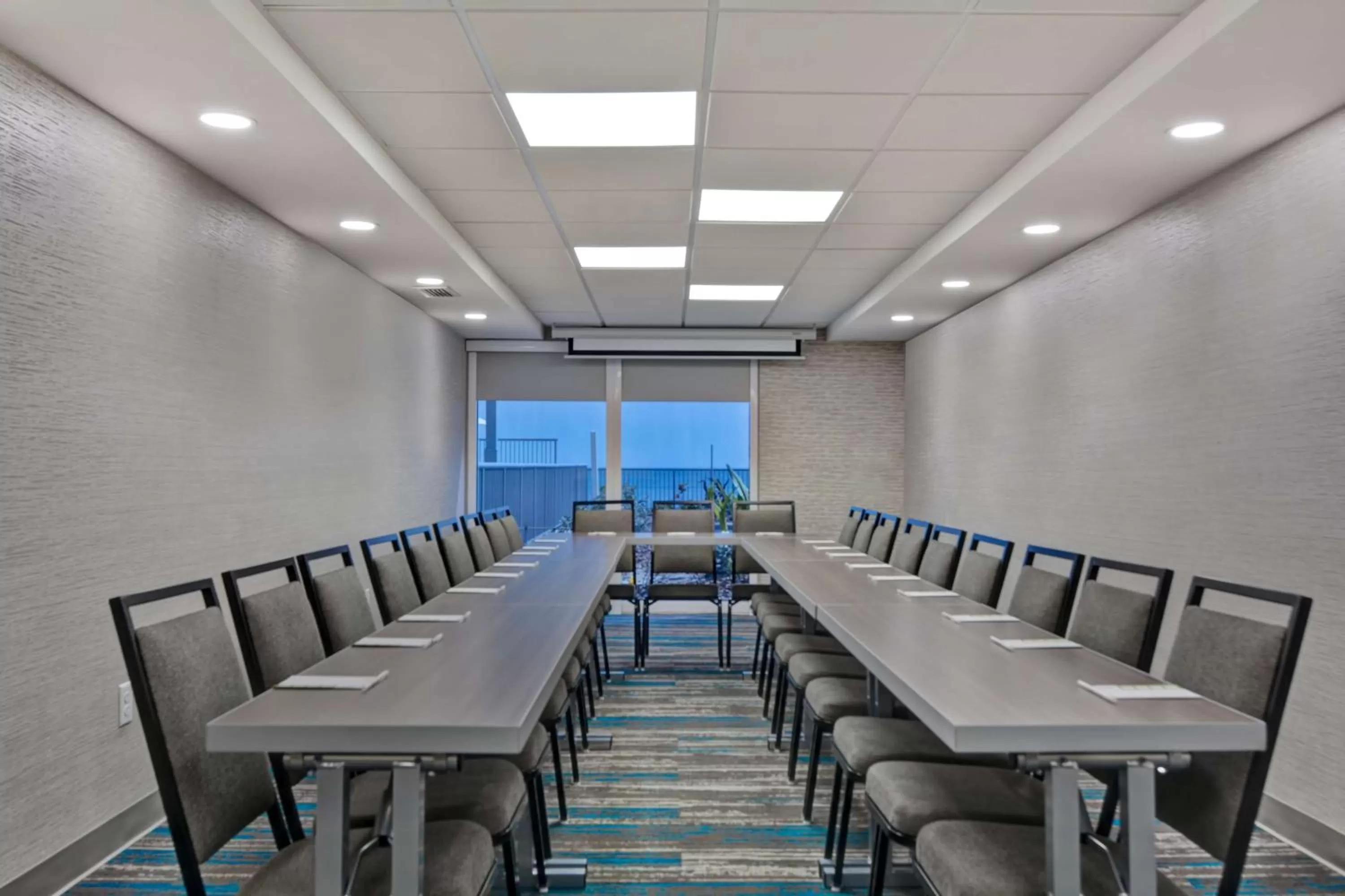 Meeting/conference room in Home2 Suites Ormond Beach Oceanfront, FL