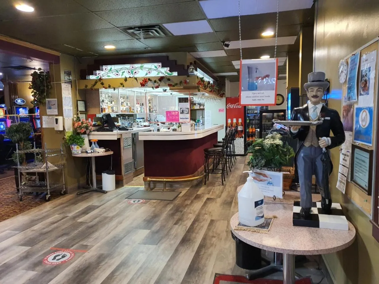 Lounge or bar in Sundre Motor Inn